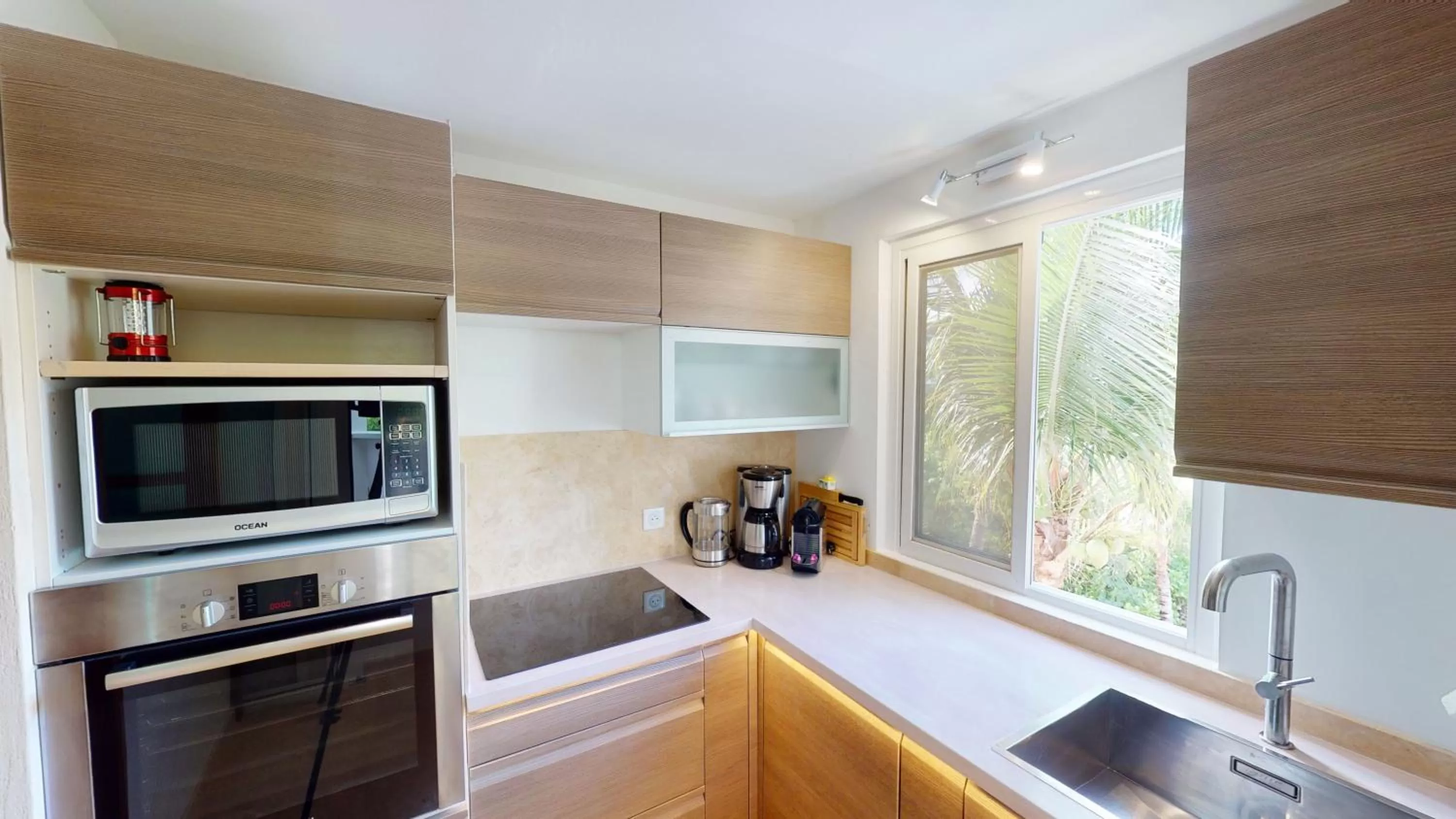 Kitchen/Kitchenette in Hotel Les Ondines Sur La Plage