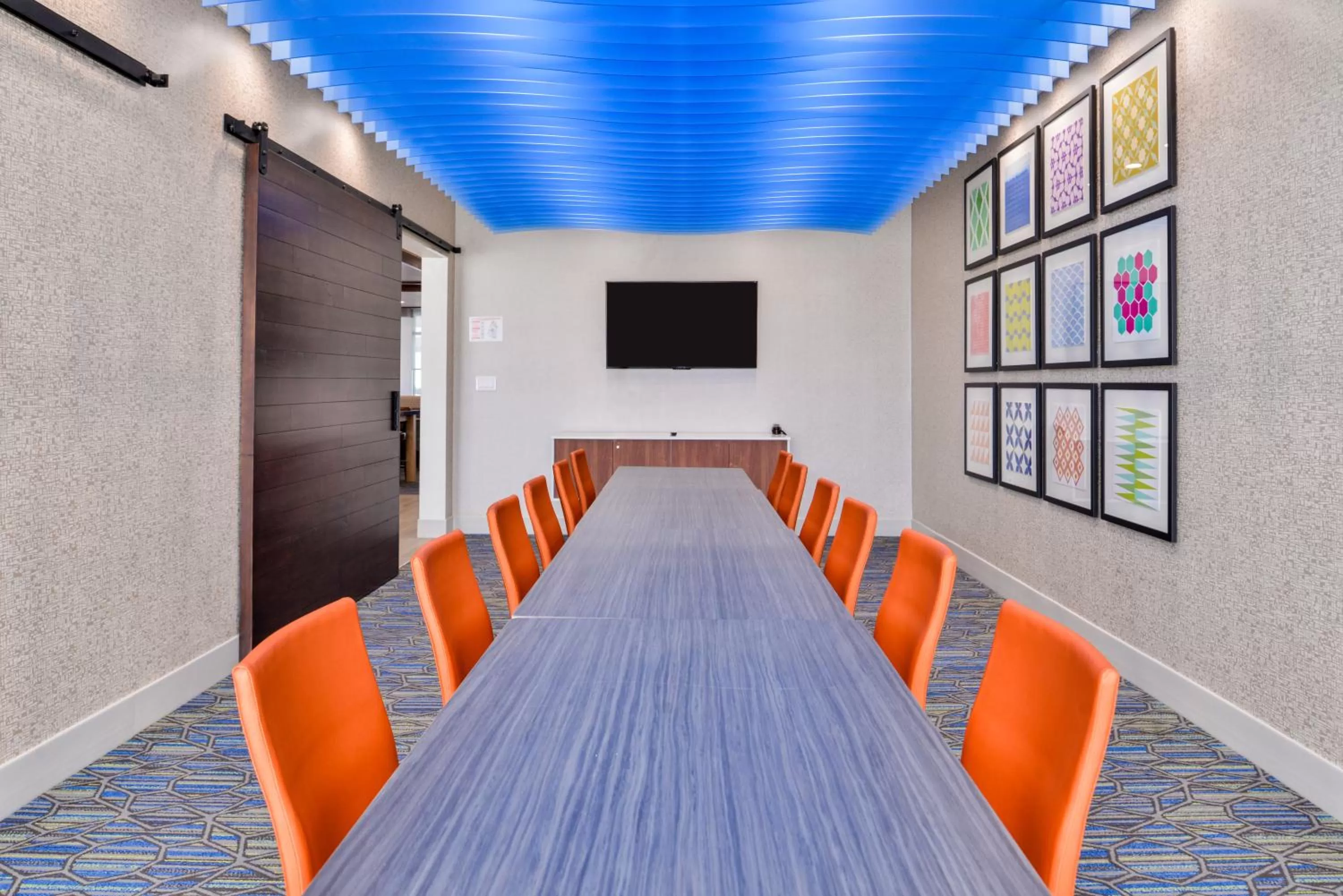 Meeting/conference room in Holiday Inn Express - Early by IHG