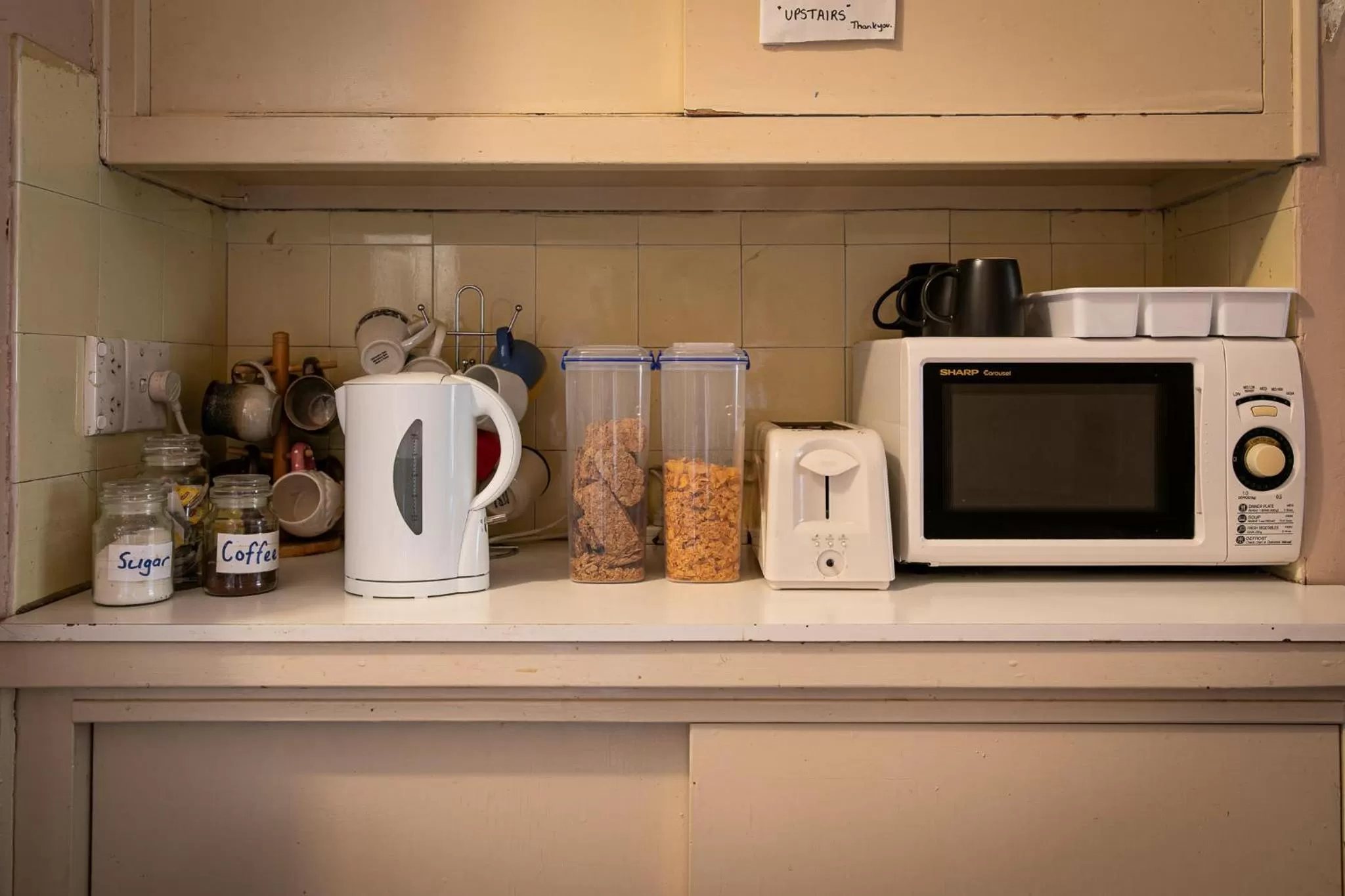 Coffee/tea facilities in Bank Hotel Dungog