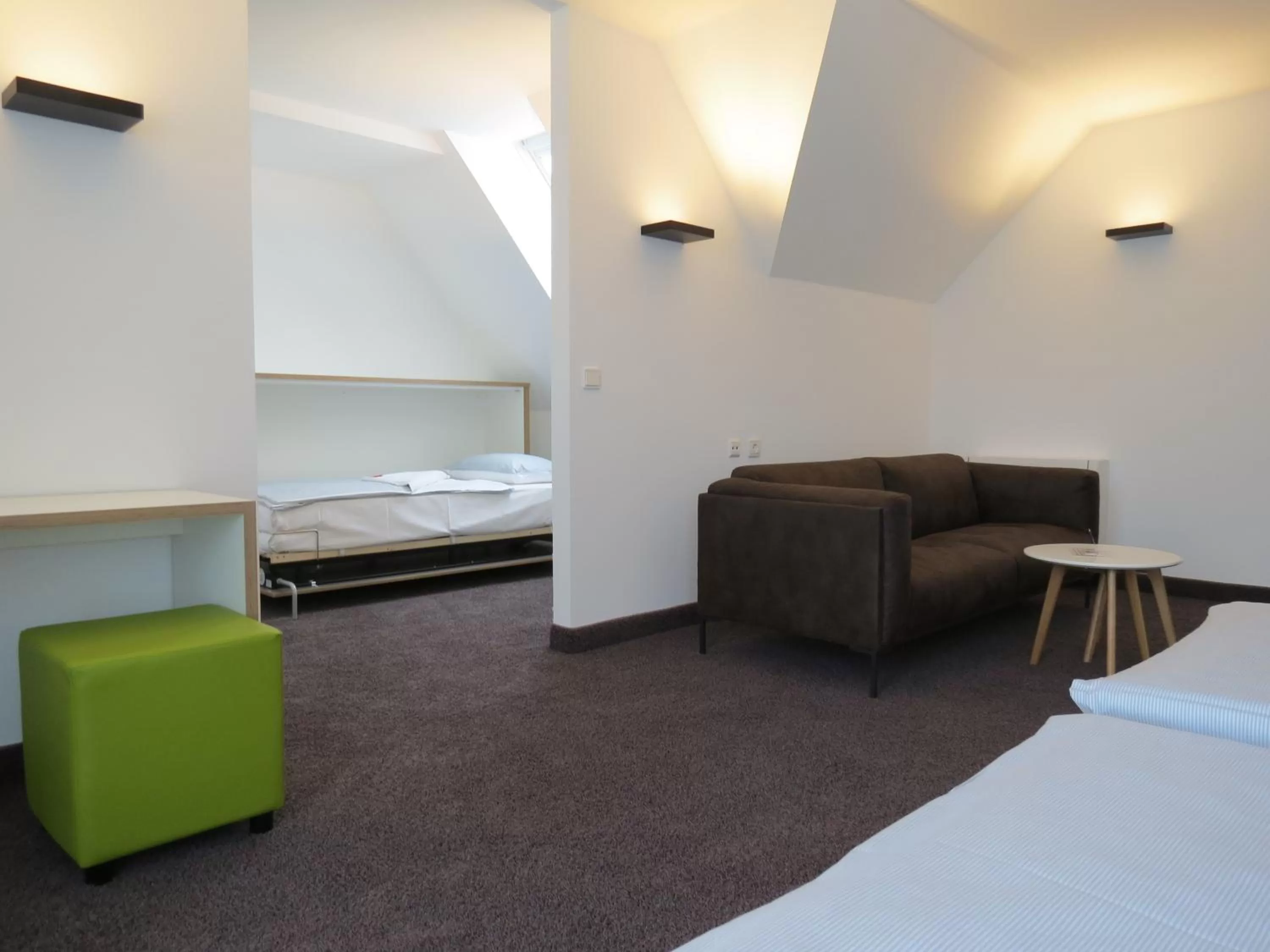 Bed in Comfor Hotel Ulm City