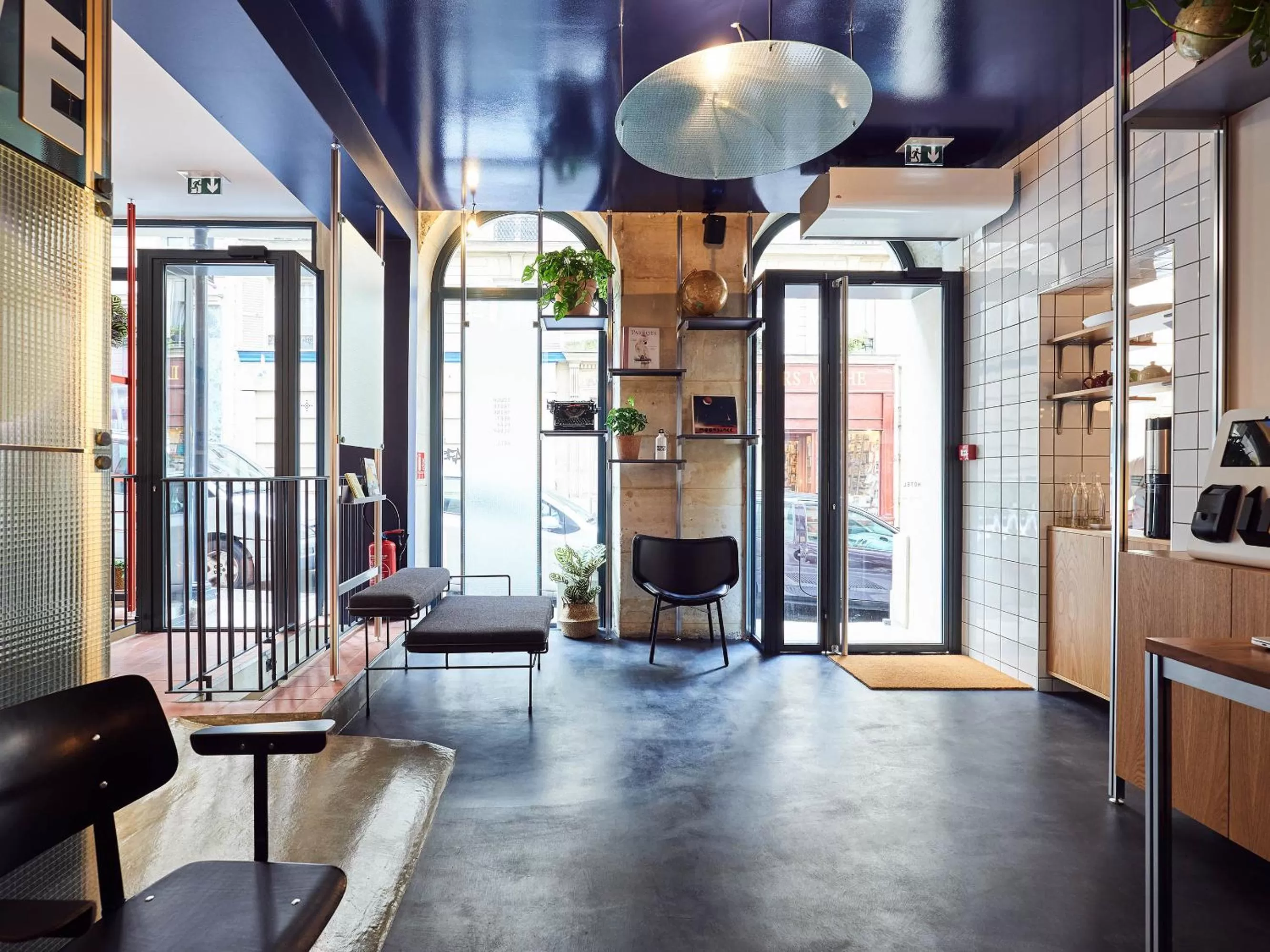 Living room in French Theory