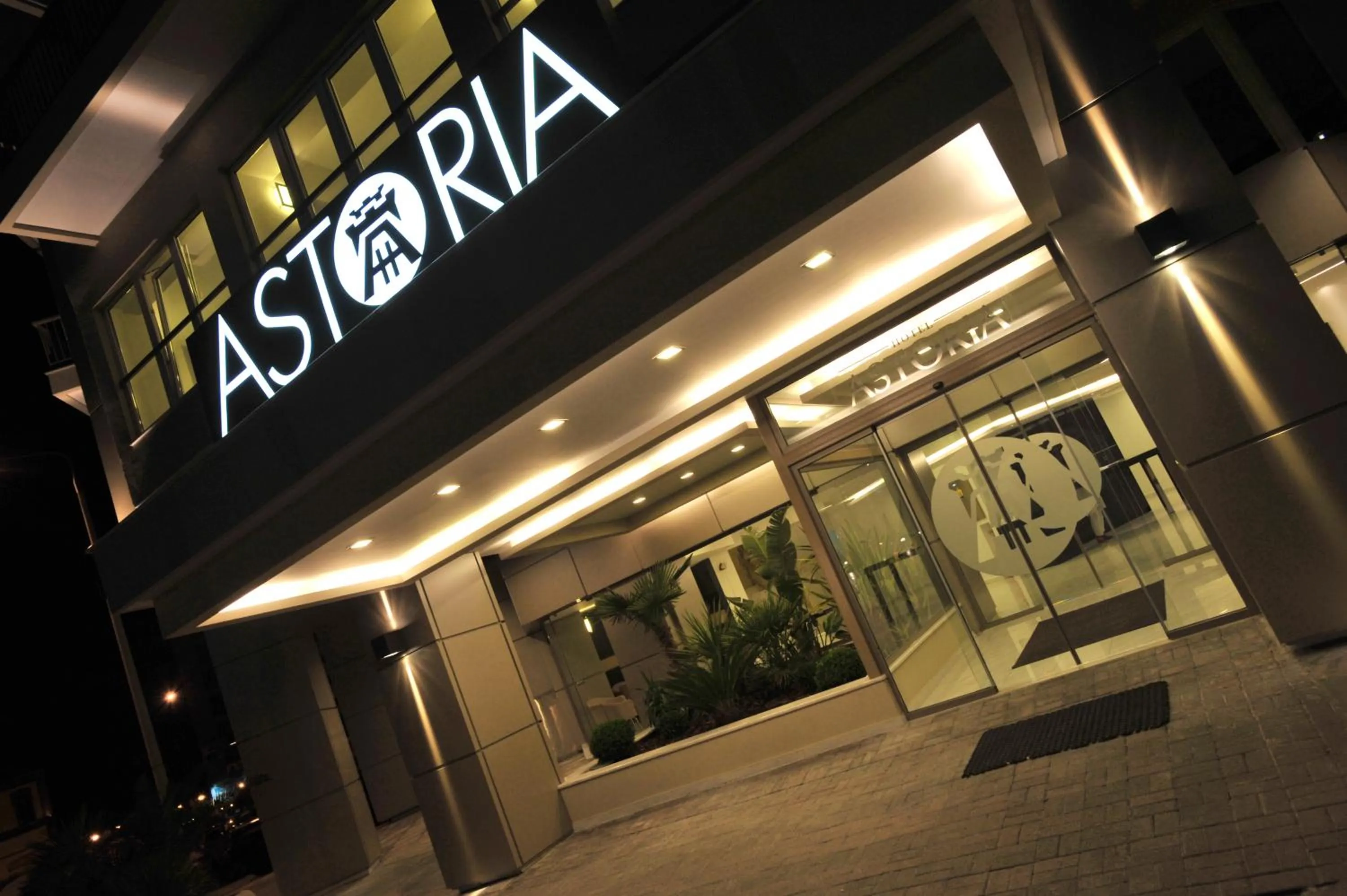 Facade/entrance in Astoria Hotel Thessaloniki