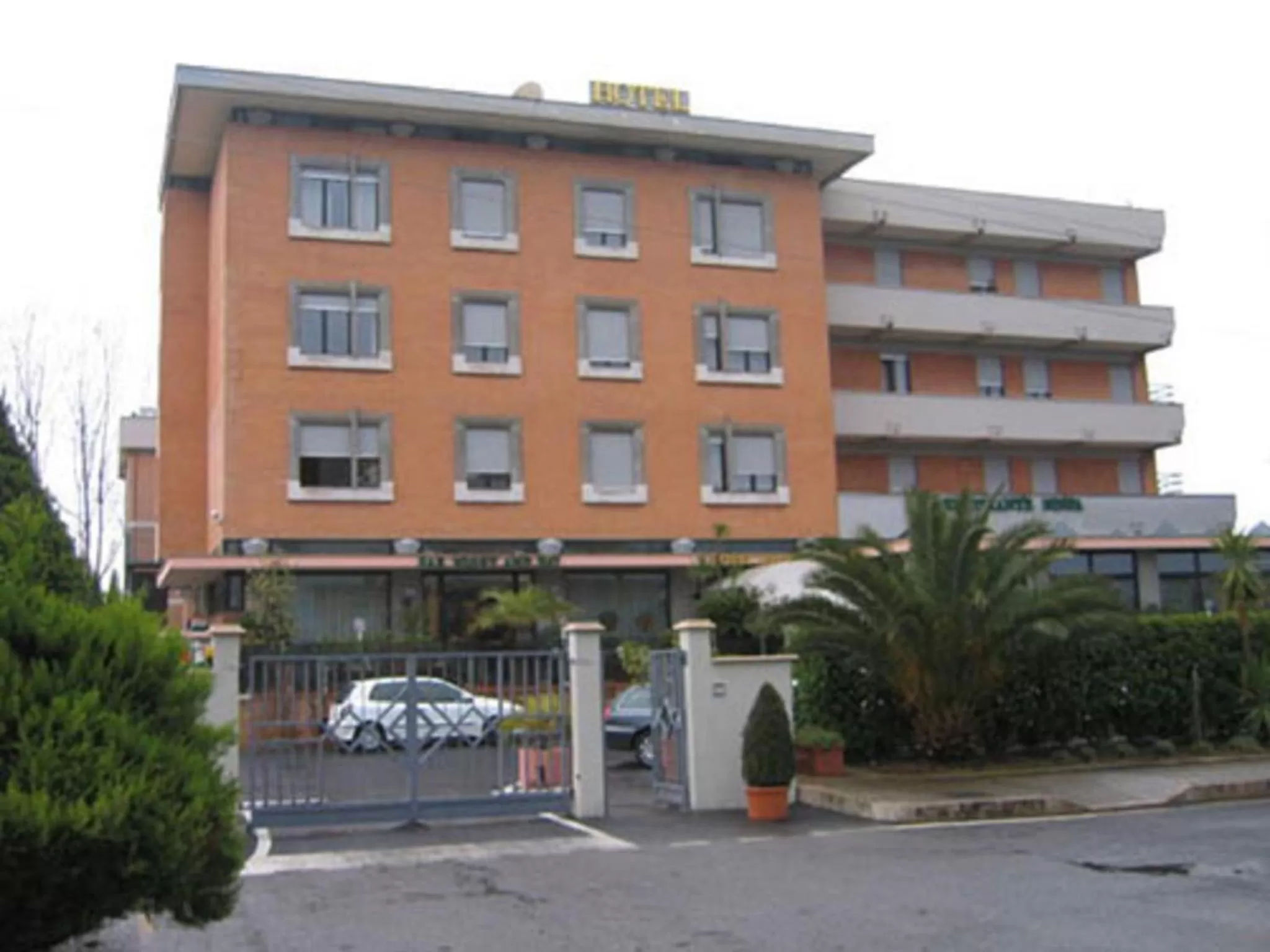 Property building in Hotel Excelsior
