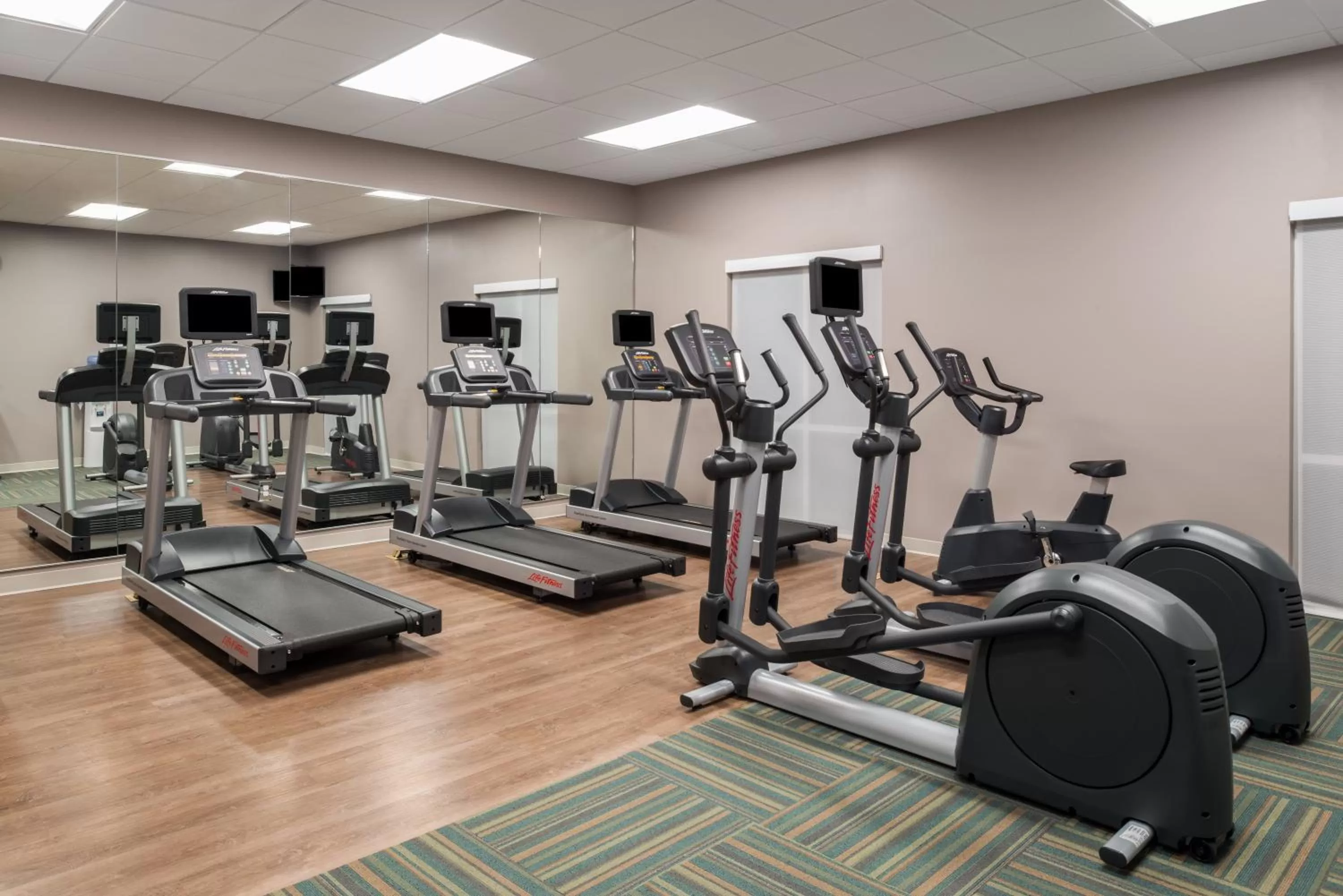 Spa and wellness centre/facilities in Holiday Inn Express Troy by IHG