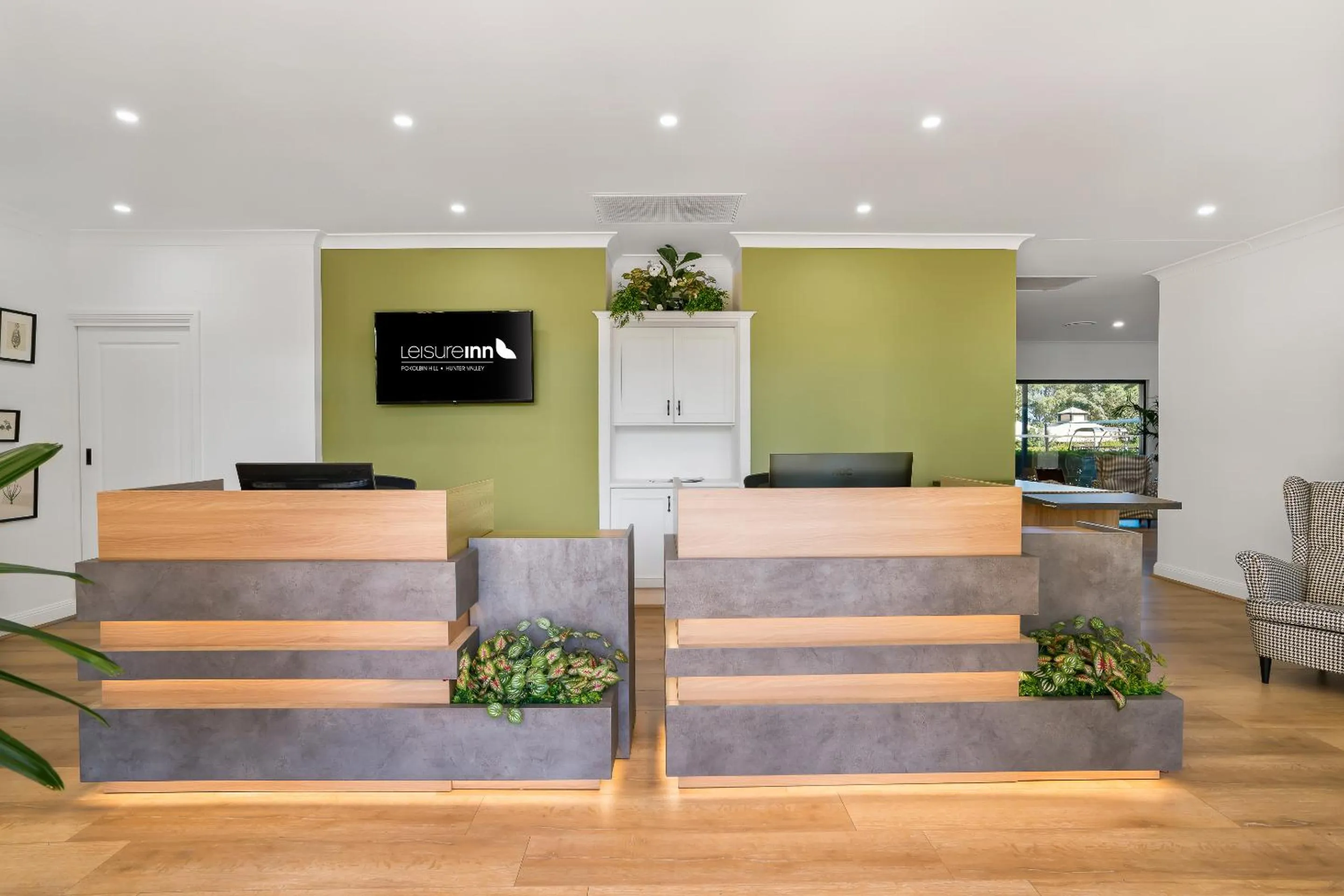 Property building in Leisure Inn Pokolbin Hill