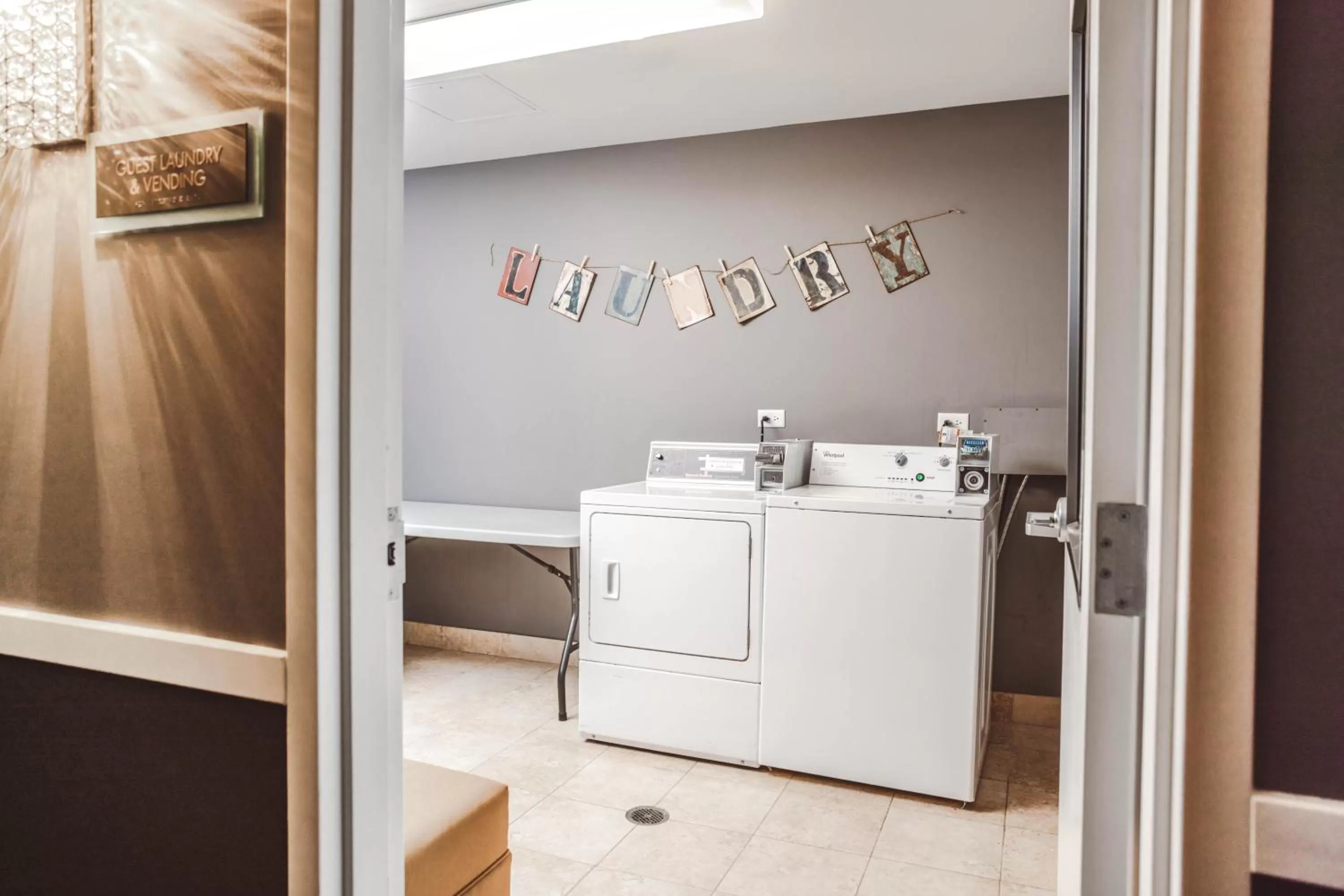 washing machine in The Inn On Sheridan