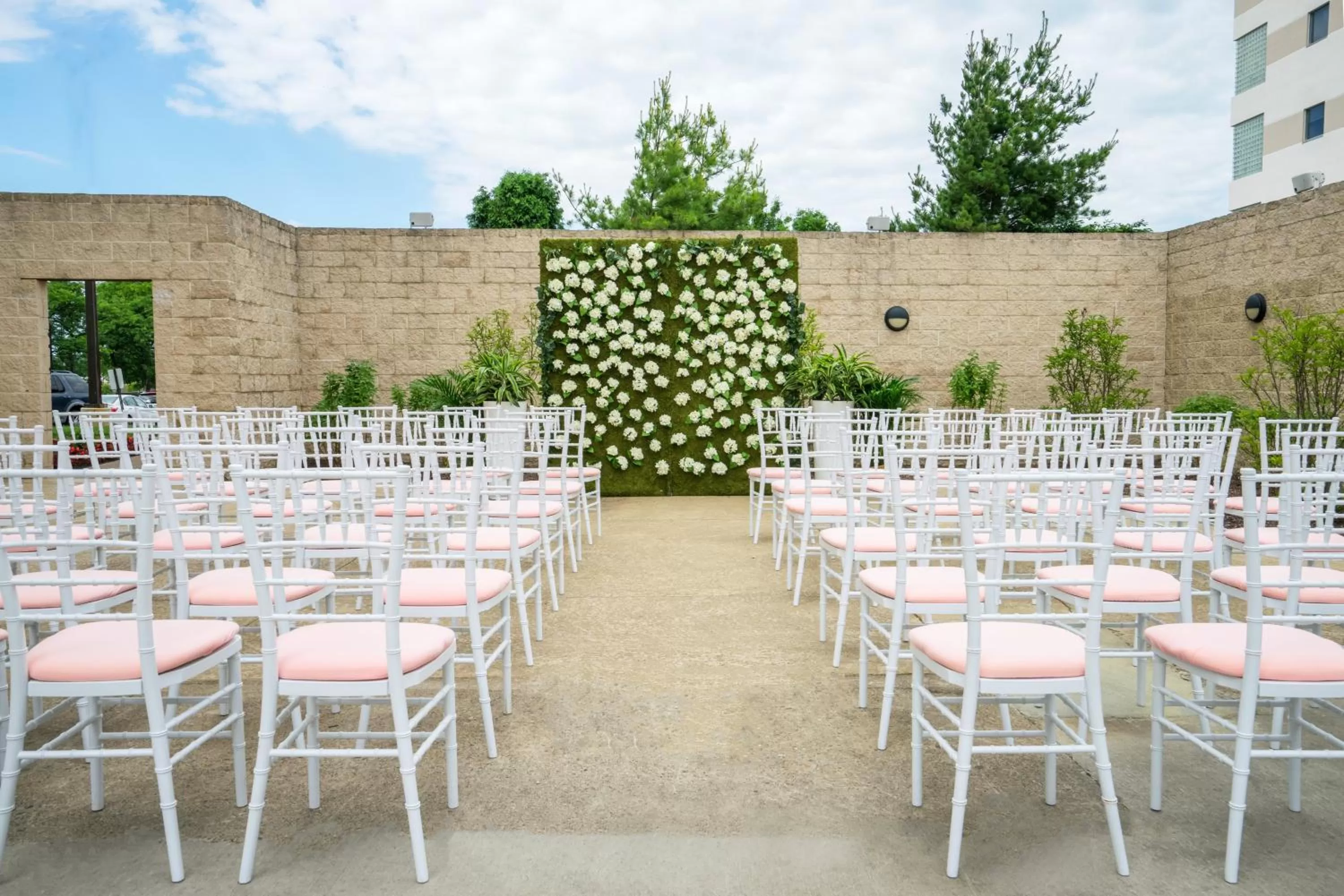 Meeting/conference room in Crowne Plaza Hotel and Suites Pittsburgh South by IHG