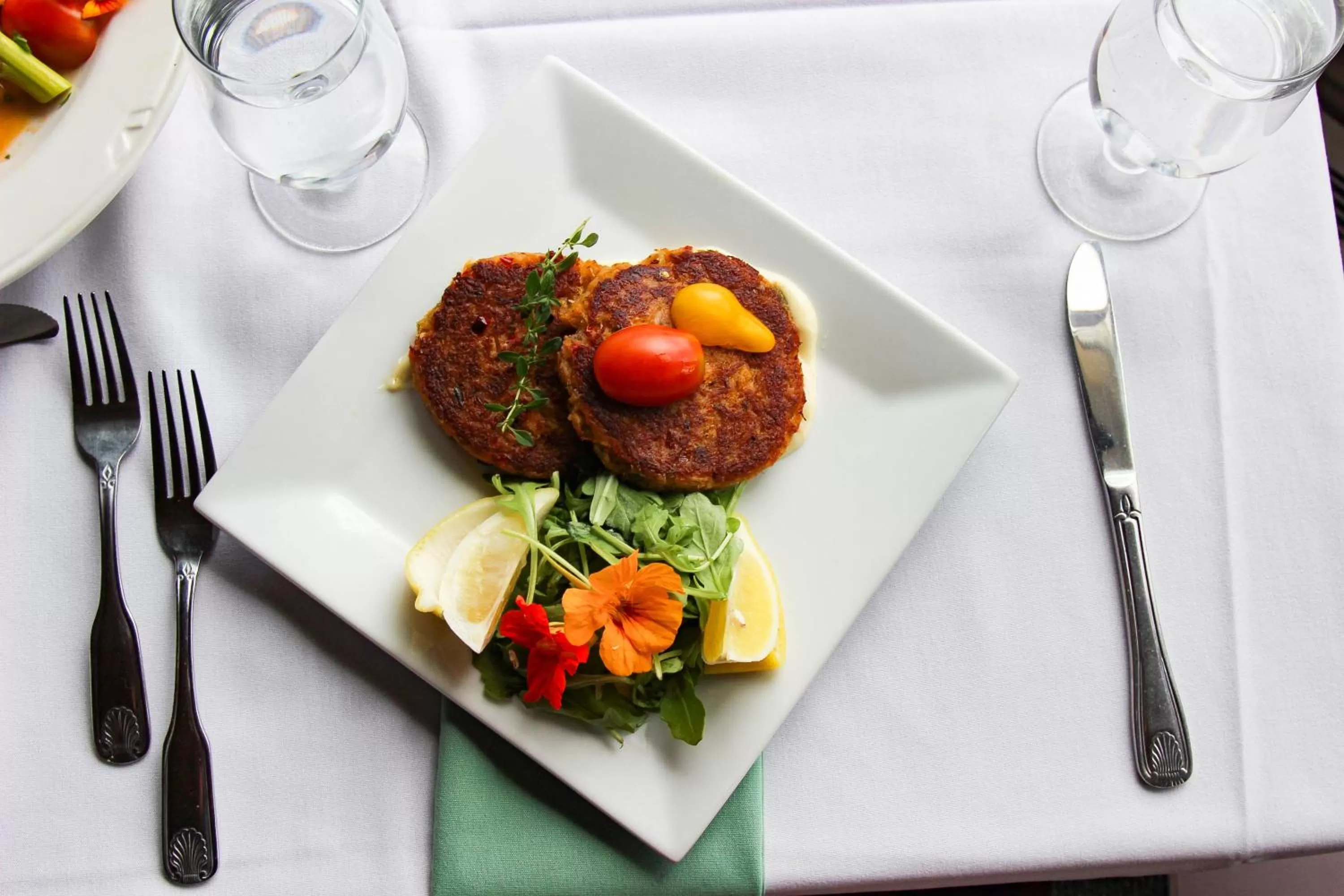 Restaurant/places to eat in The Lucerne Inn