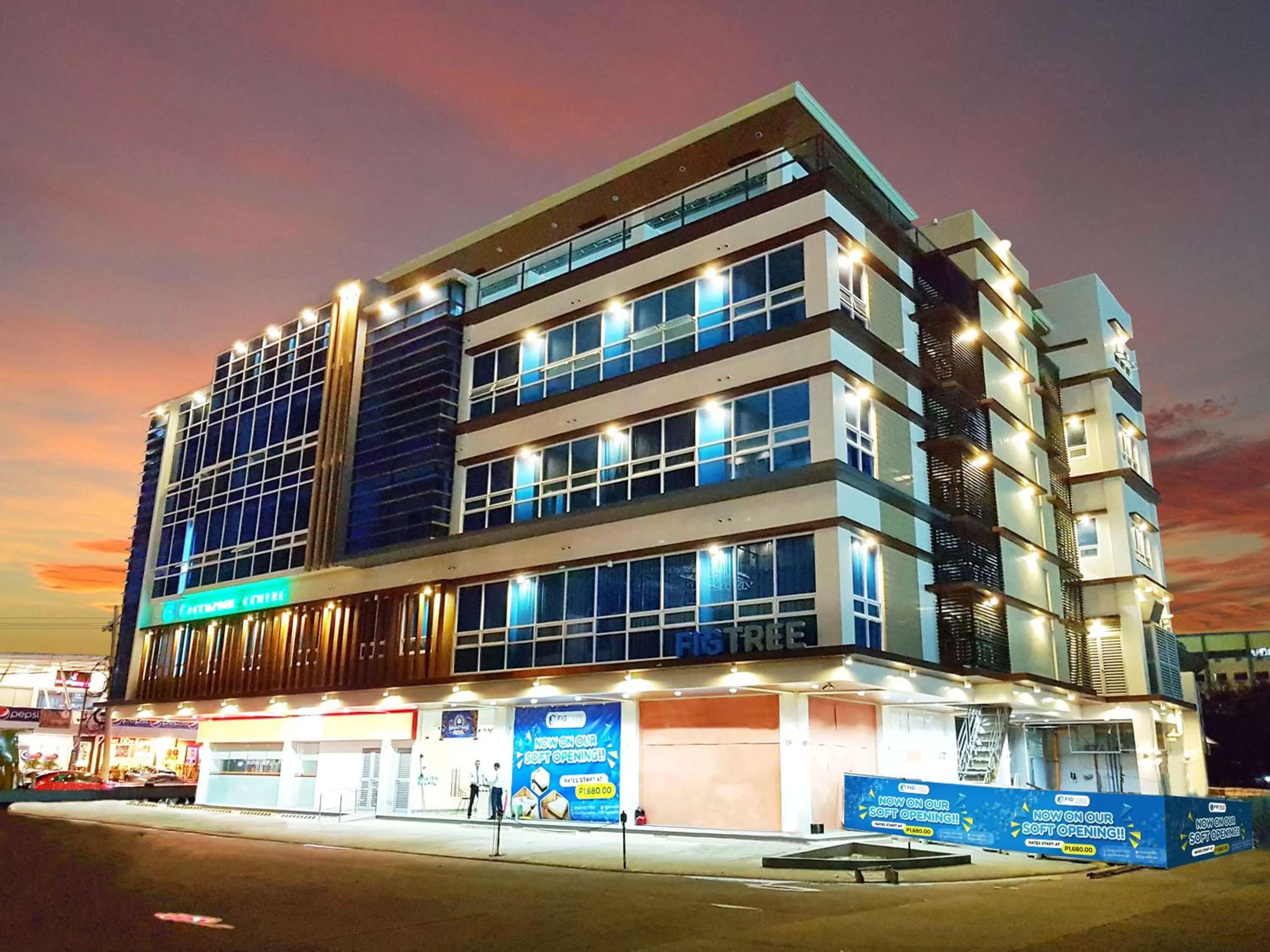 Property building in Figtree Hotel