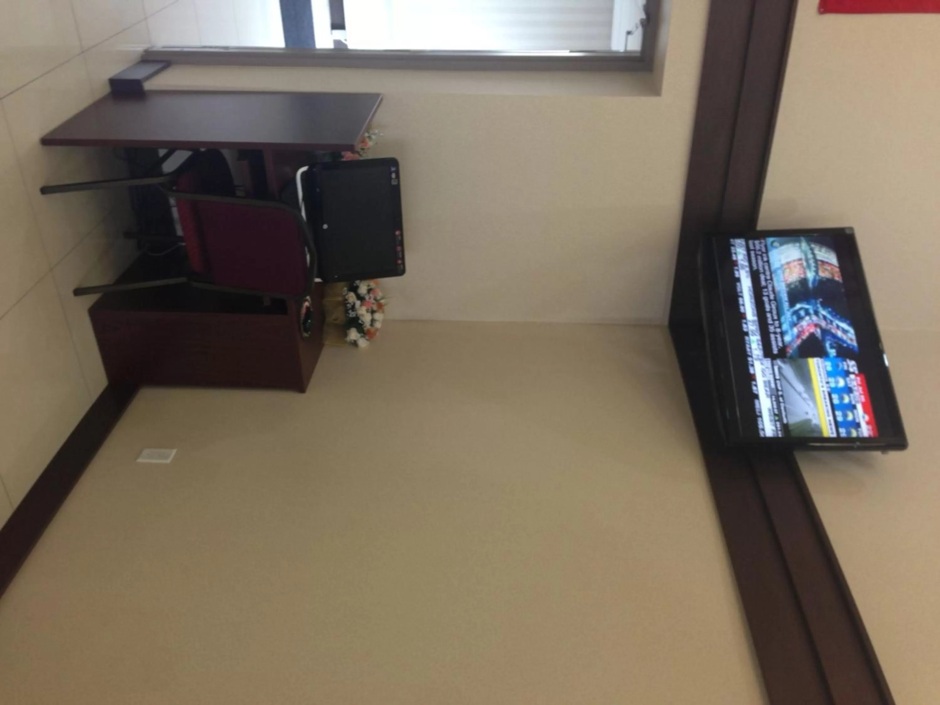 Business facilities in Days Inn by Wyndham Brampton