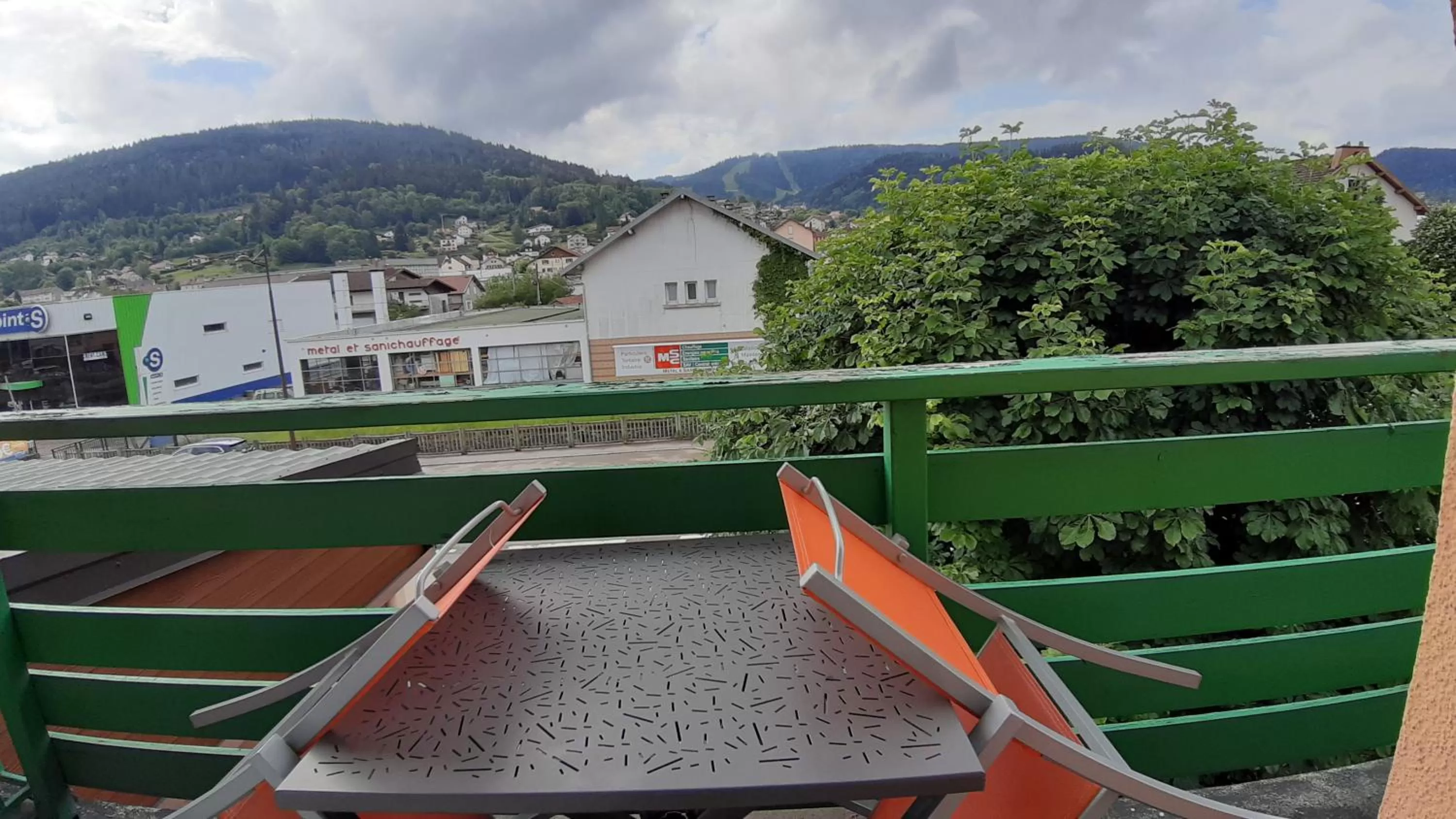 Balcony/Terrace in Hotel De La Route Verte