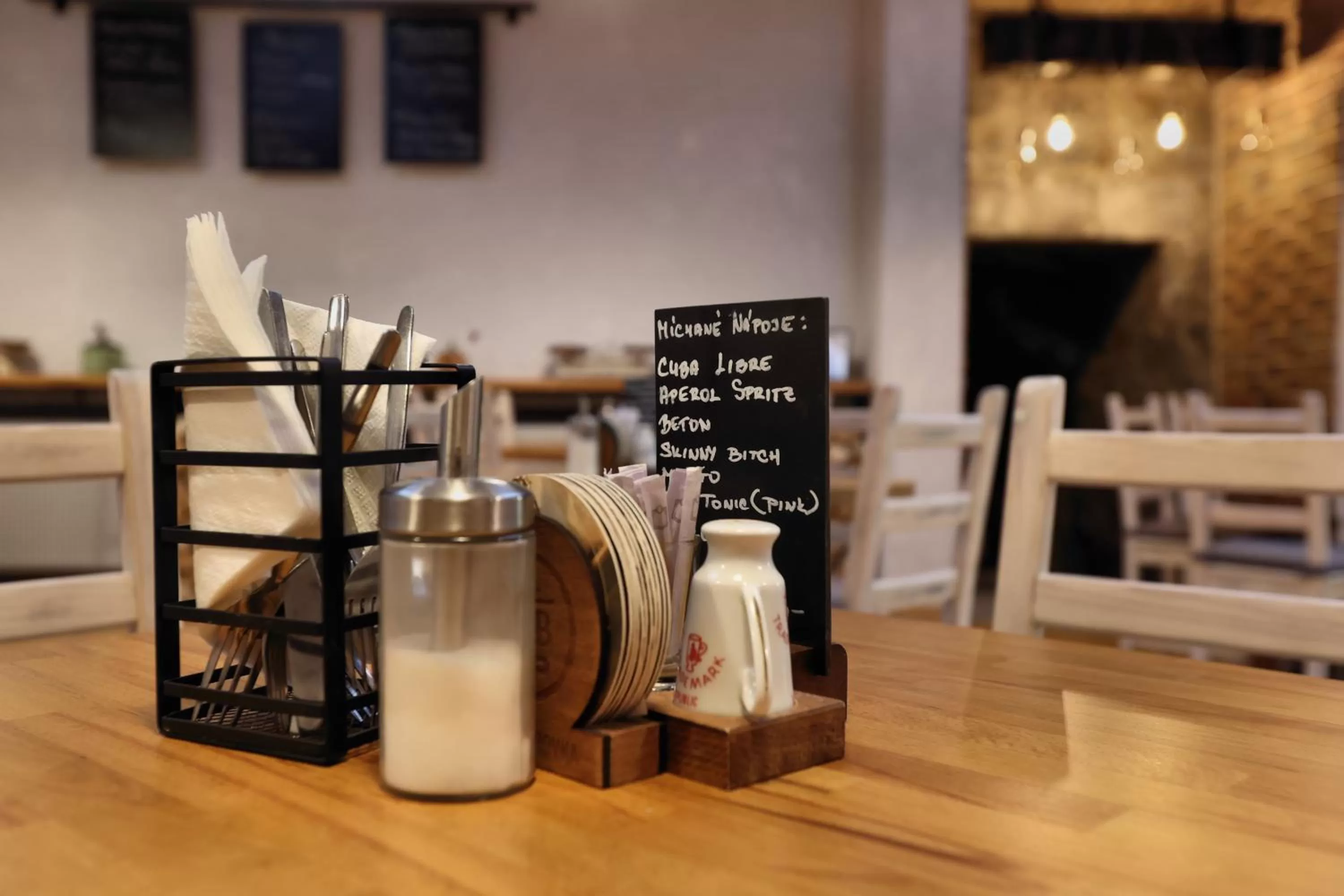 Restaurant/places to eat in Romania