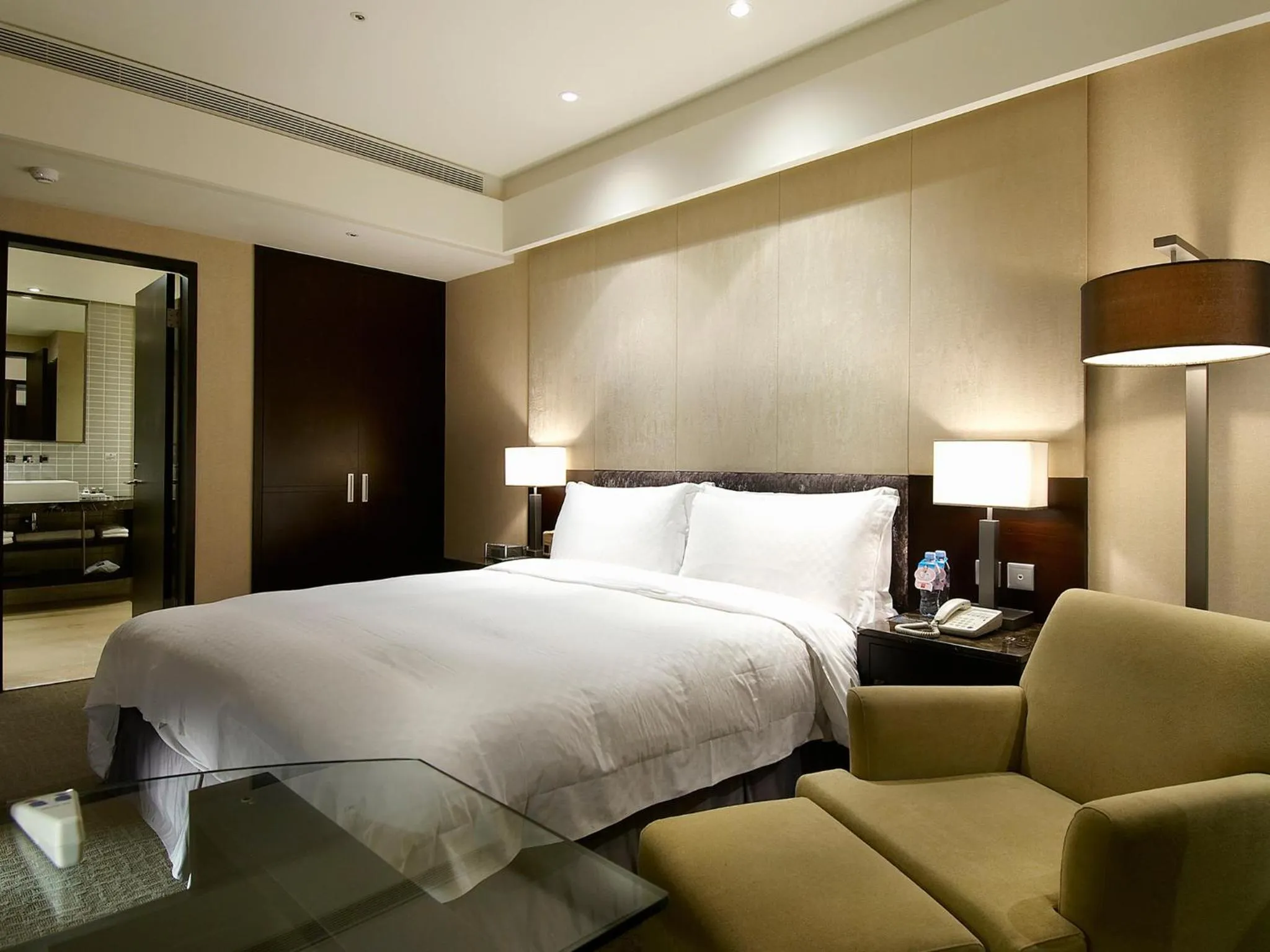 Bedroom, Bed in The Tango Hotel Taipei XinYi