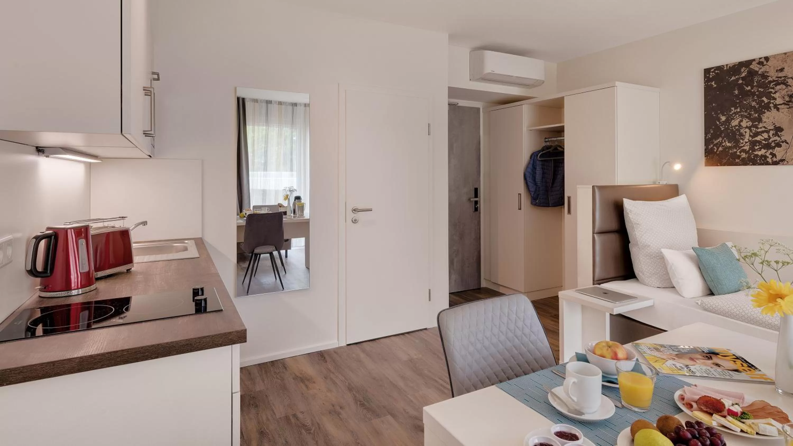 Kitchen or kitchenette in Amper Art Hotel