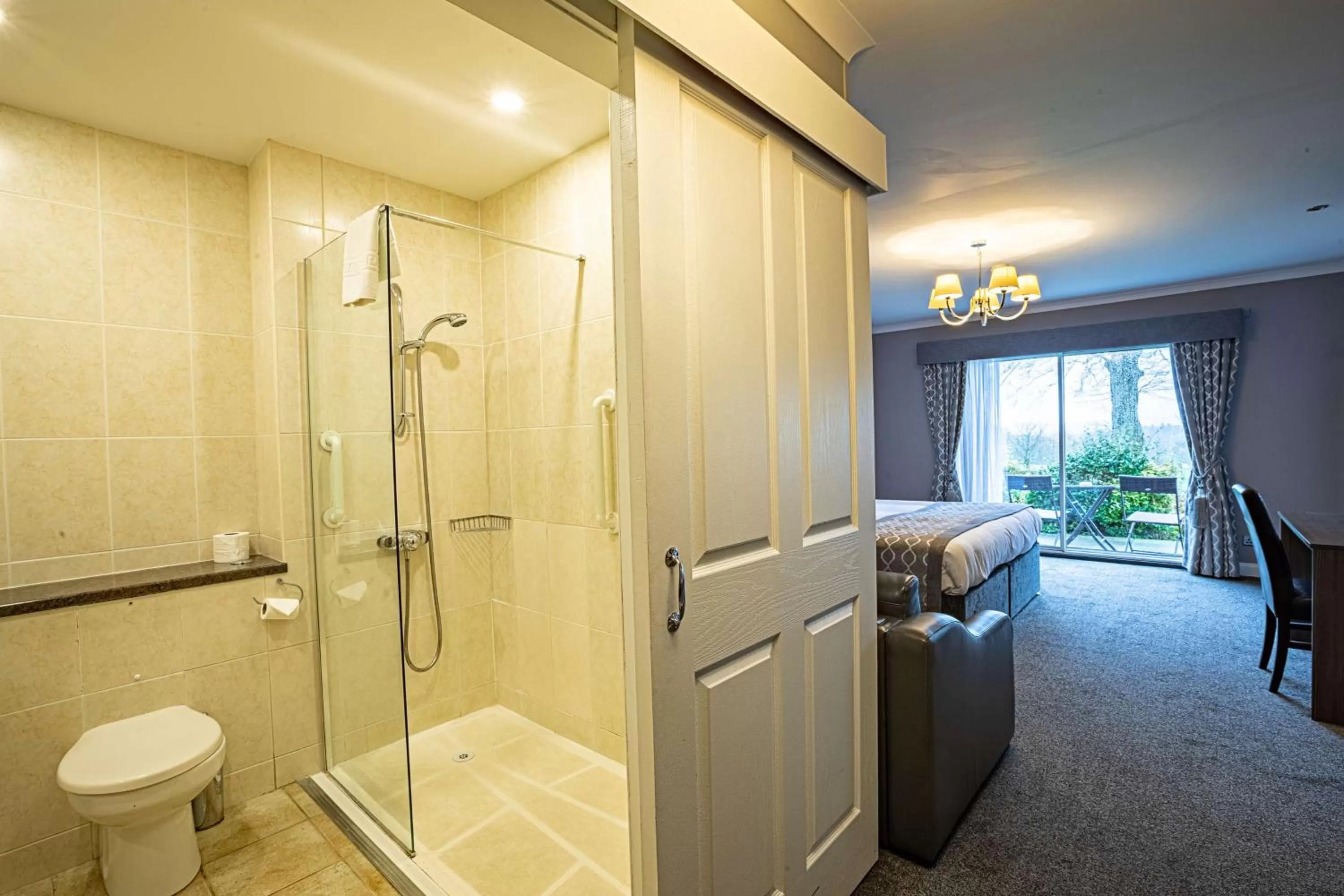 Bedroom in Dryfesdale Hotel - BW Signature Collection