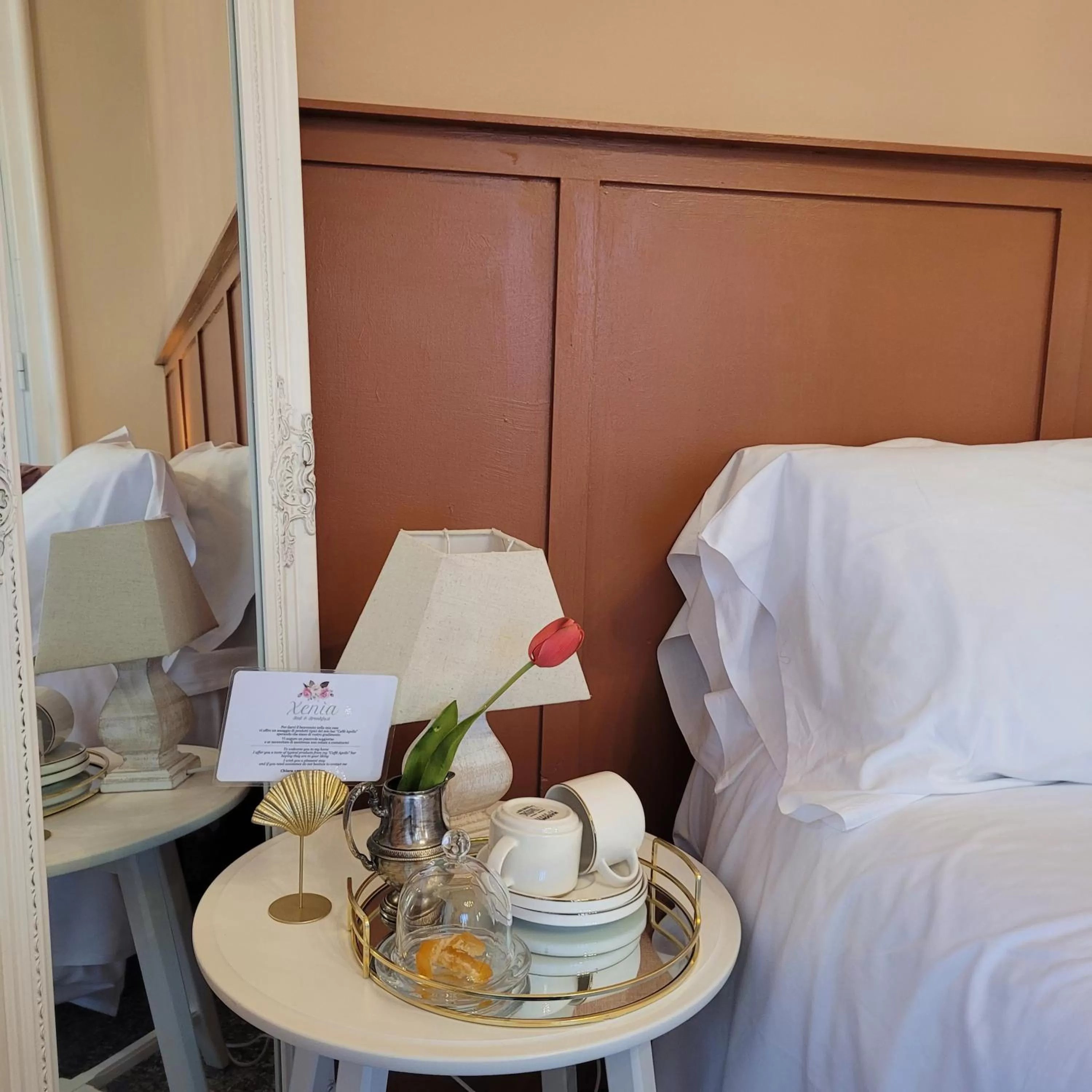 Food and drinks, Bed in Joy's Bnb Ortigia