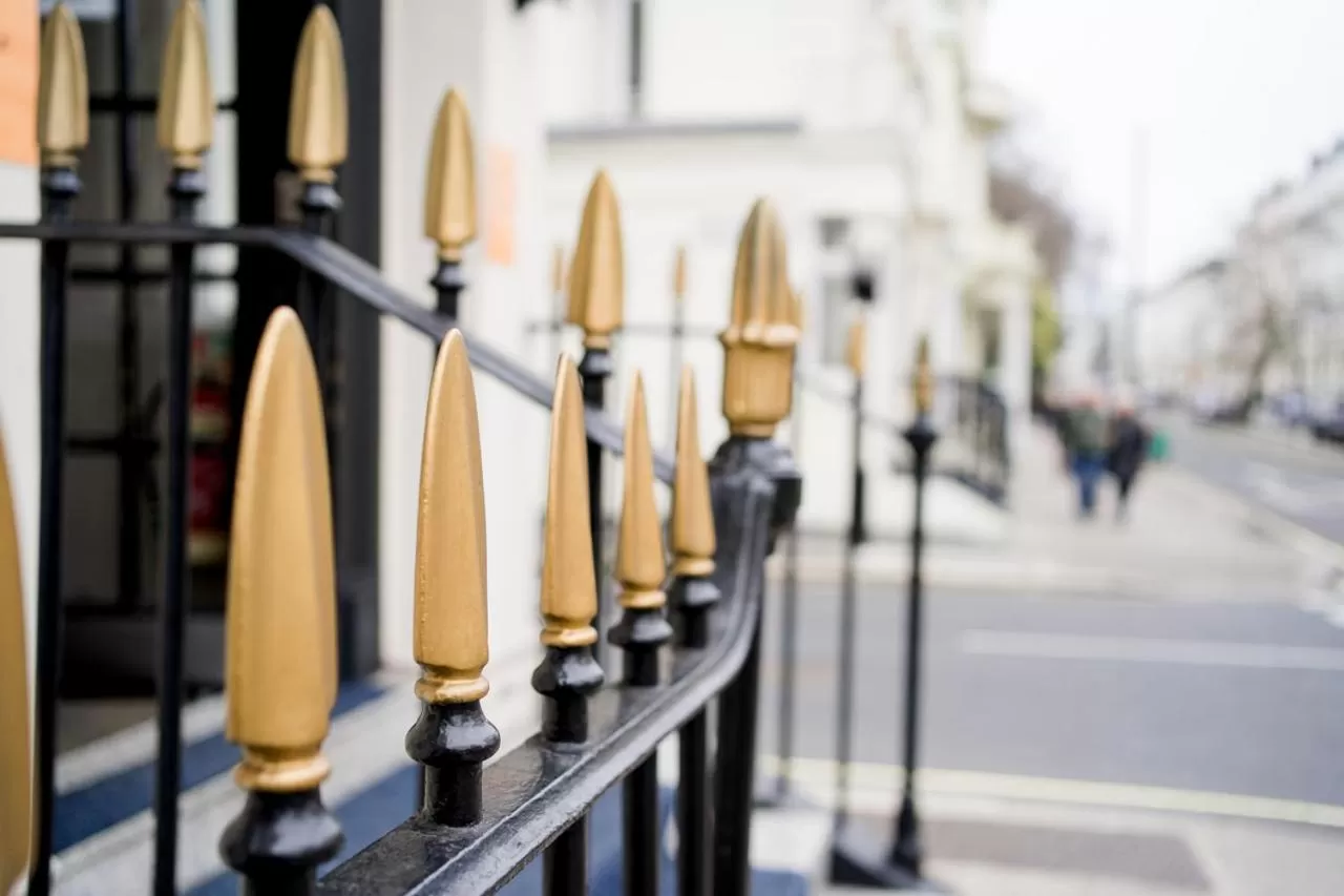 Street view in Best Western Buckingham Palace Rd