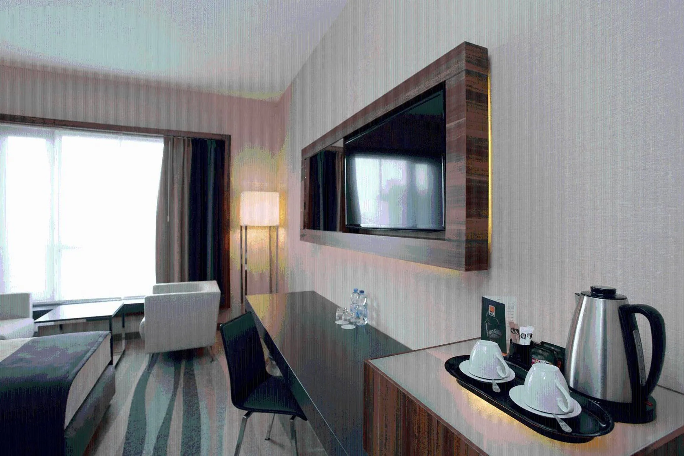 Seating area in Warsaw Plaza Hotel