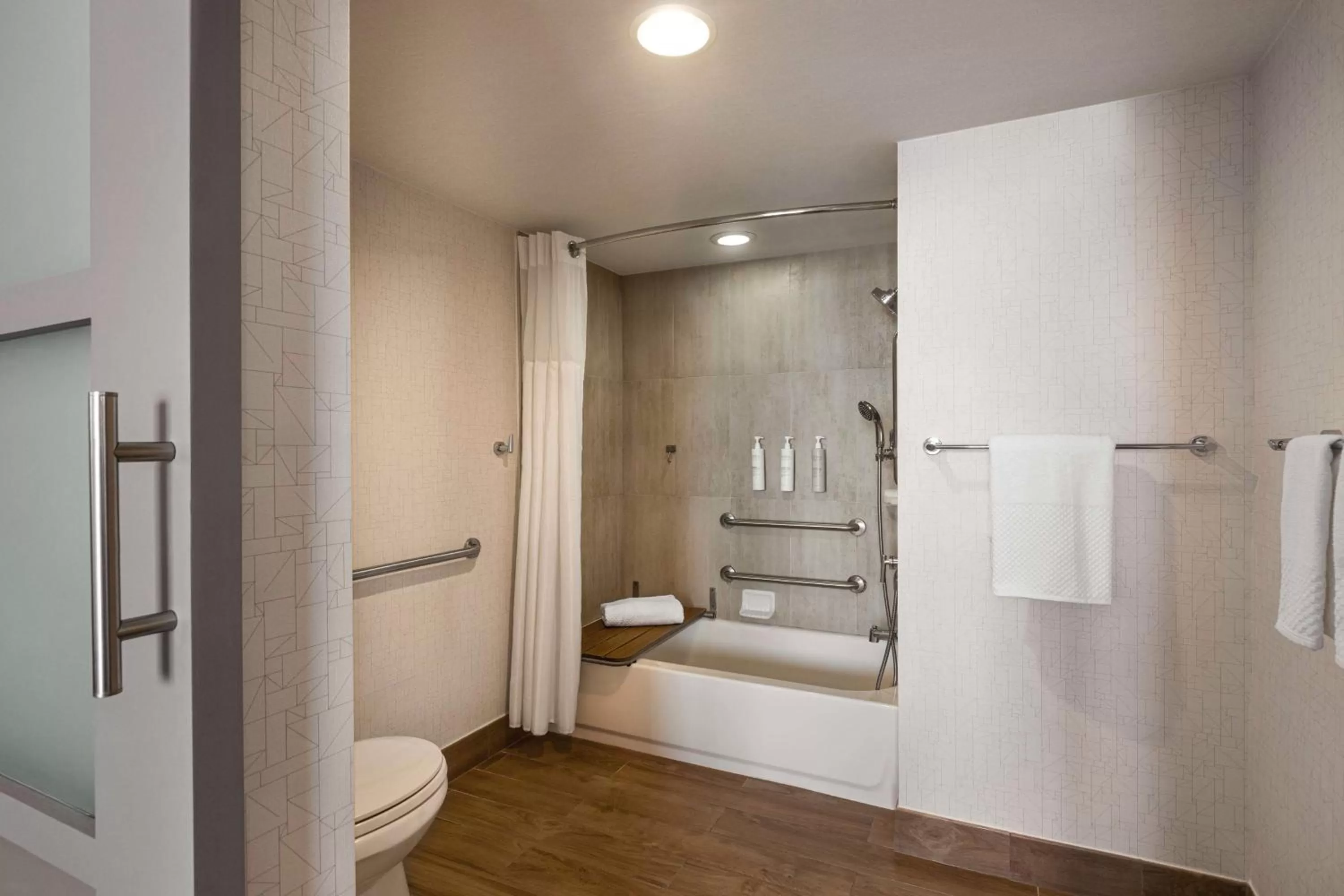Bathroom in Embassy Suites by Hilton Miami International Airport