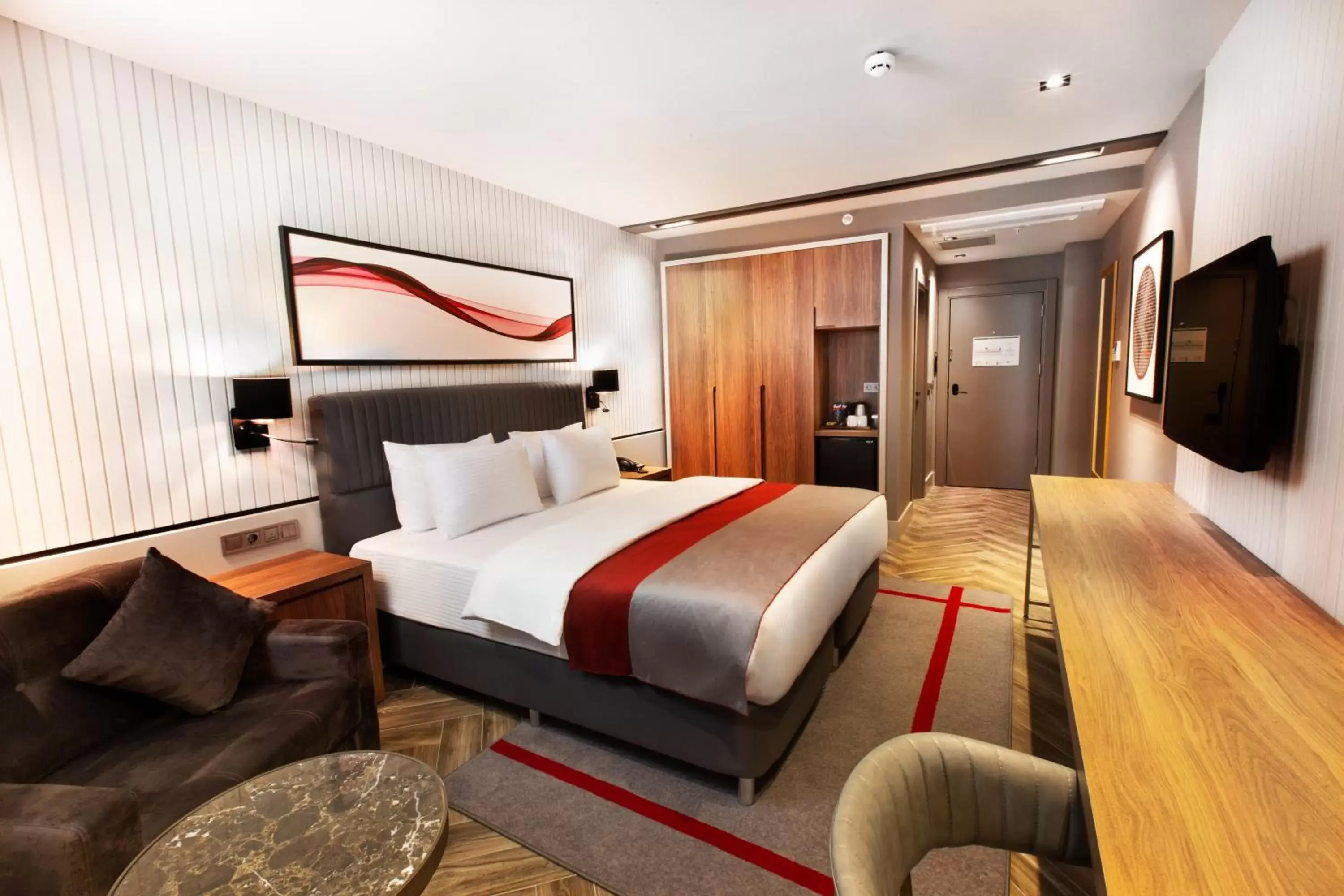 Superior King Room - Smoking in Ramada by Wyndham Erzurum Superior King Room - Smoking in Ramada by Wyndham Erzurum