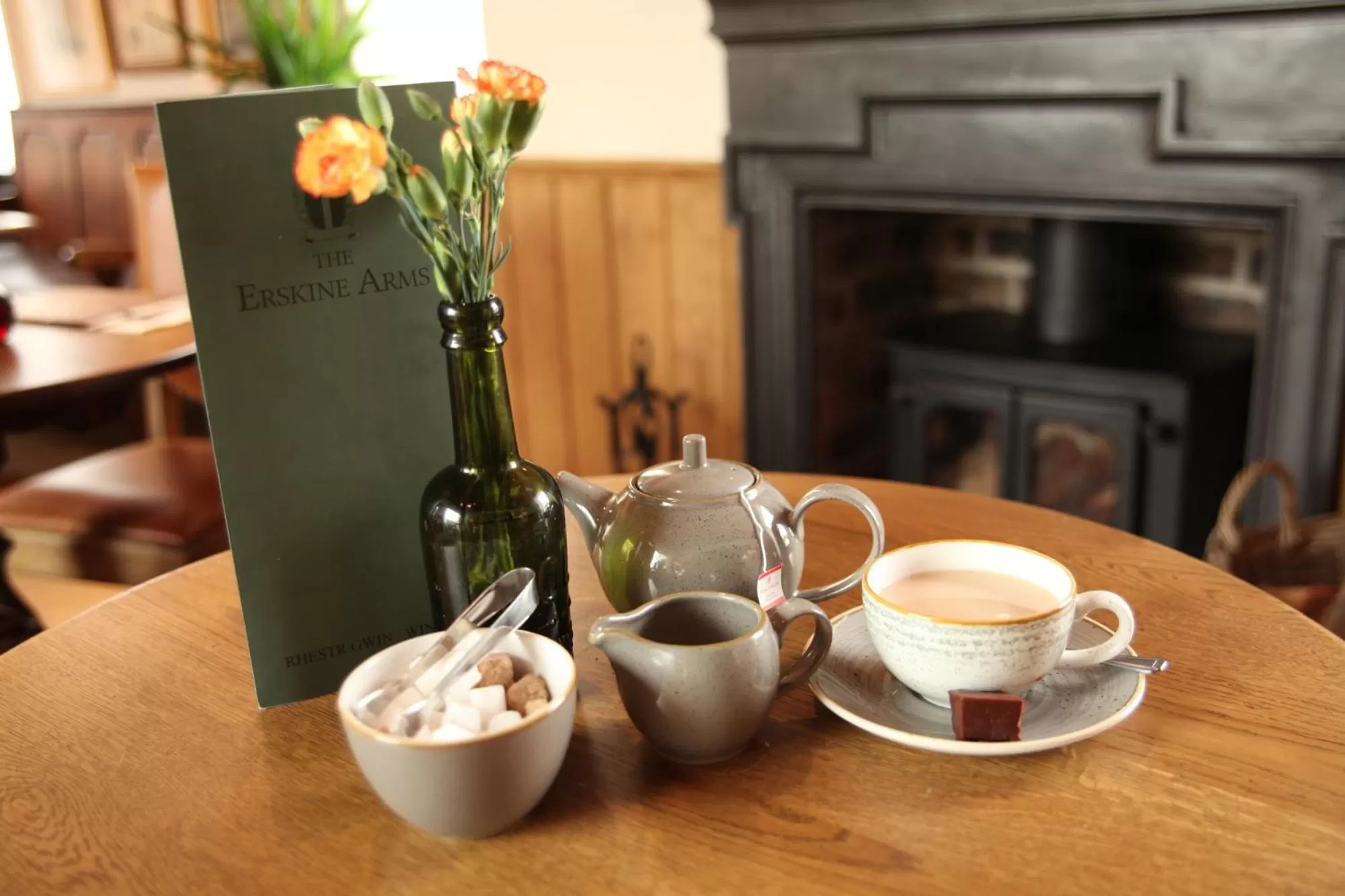 Non alcoholic drinks in The Erskine Arms