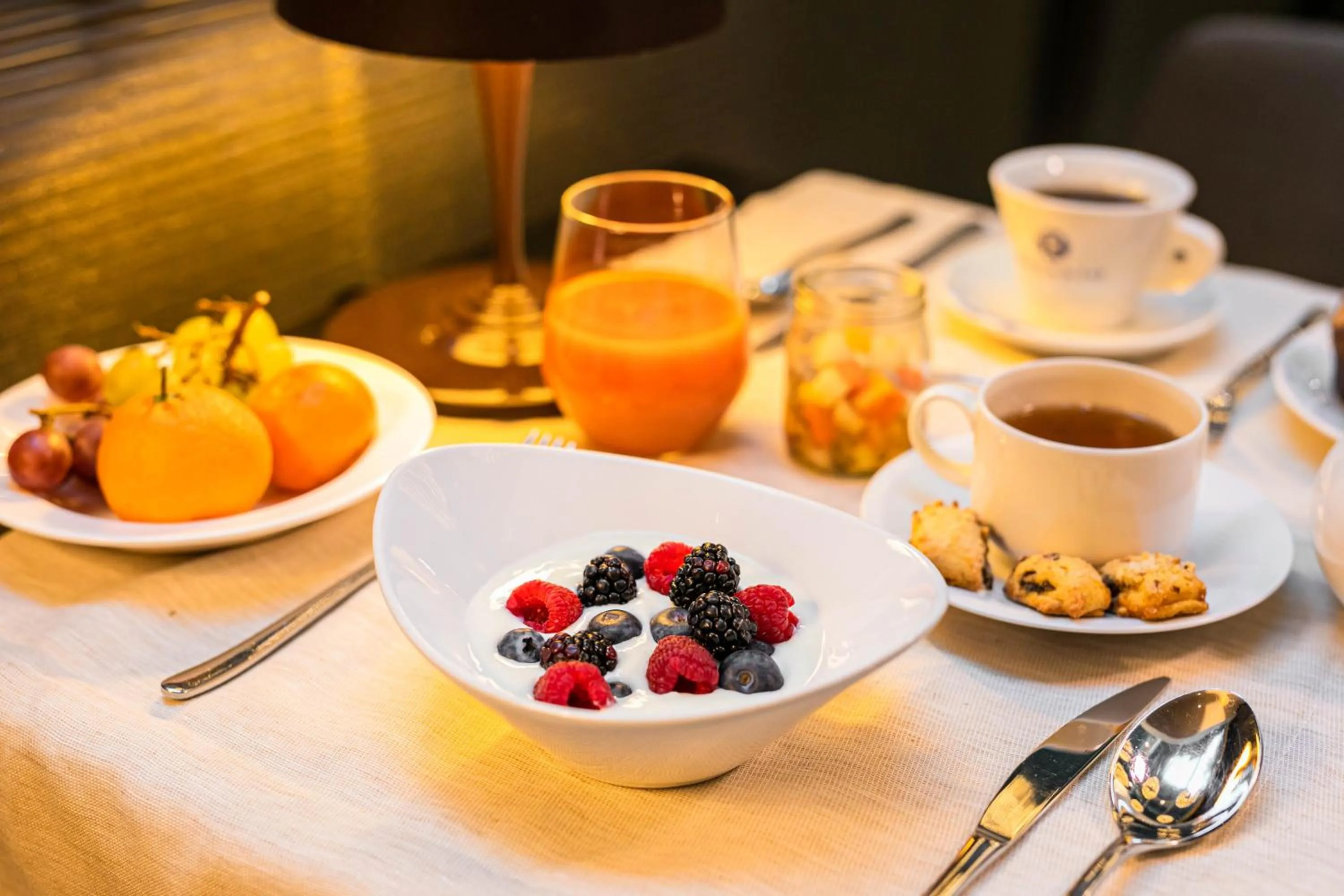 Food and drinks in Hotel Milano Scala