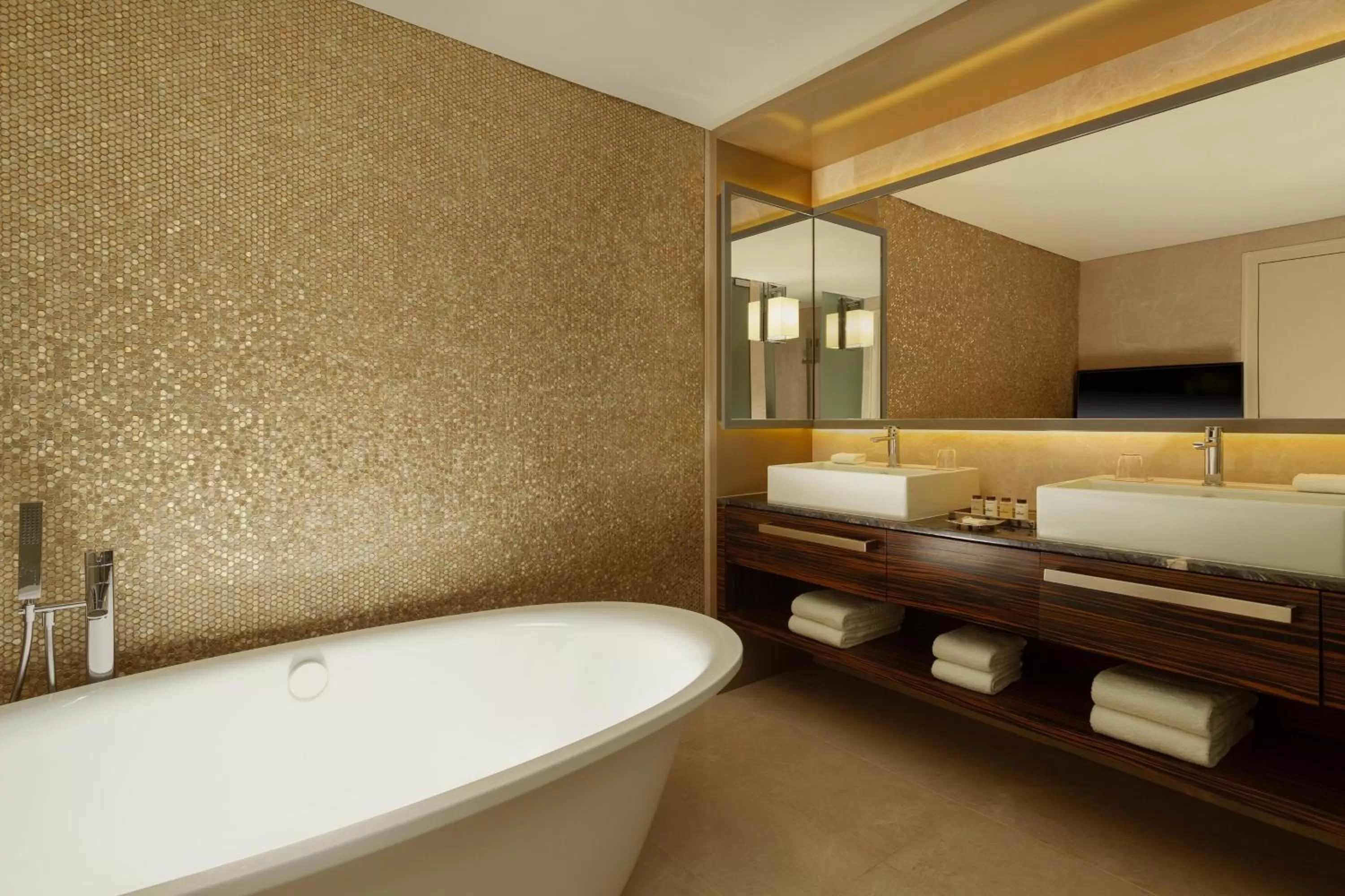 Bathroom, Bed in Sheraton Astana Hotel