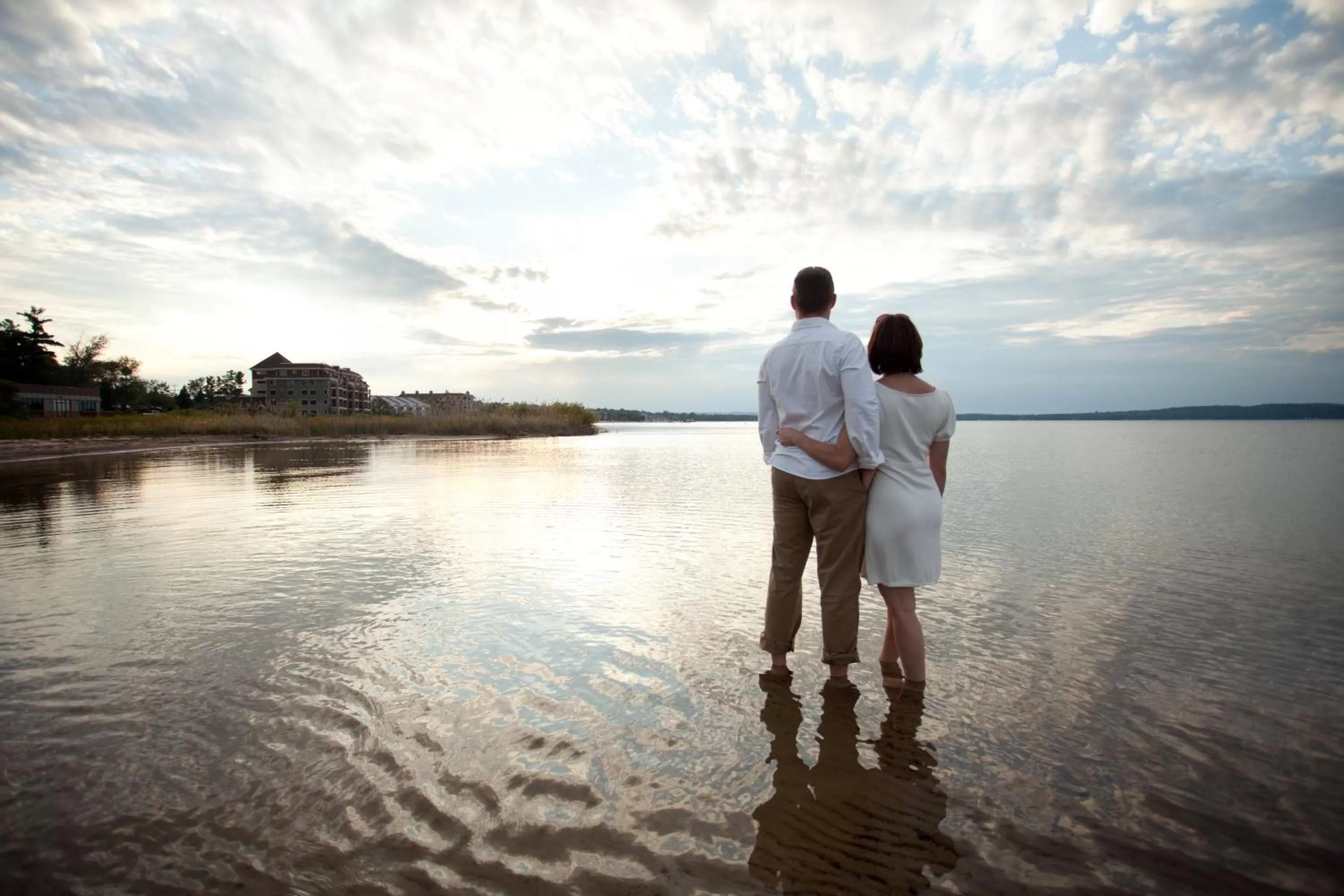 People in Pointes North Beachfront Hotel - 2 Person Spa Tub Studios