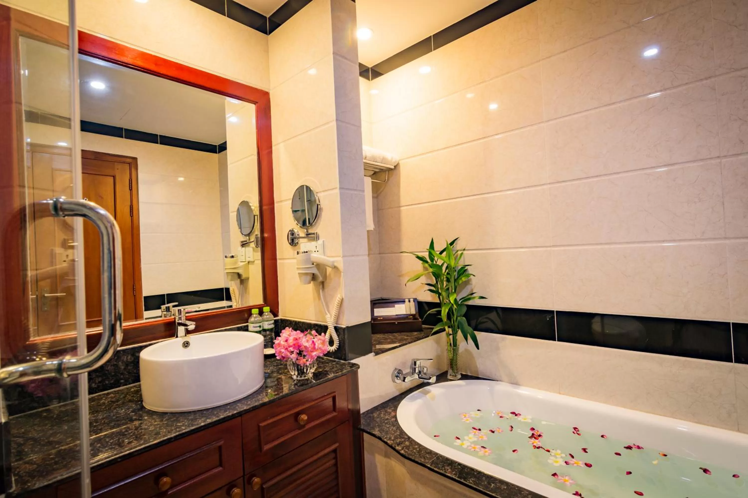 Shower in Phnom Penh Katari Hotel