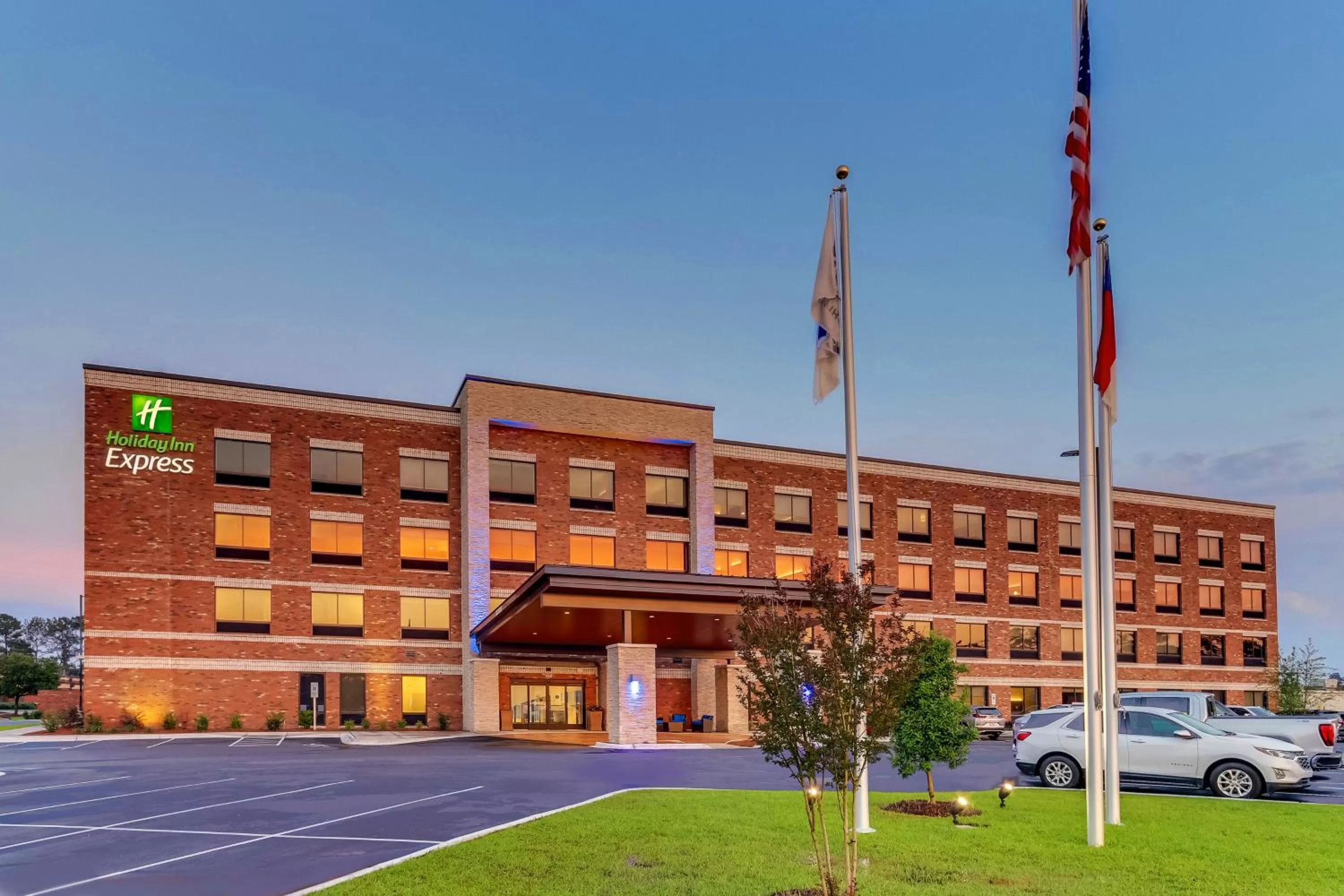 Property building in Holiday Inn Express - Wilmington - Porters Neck by IHG
