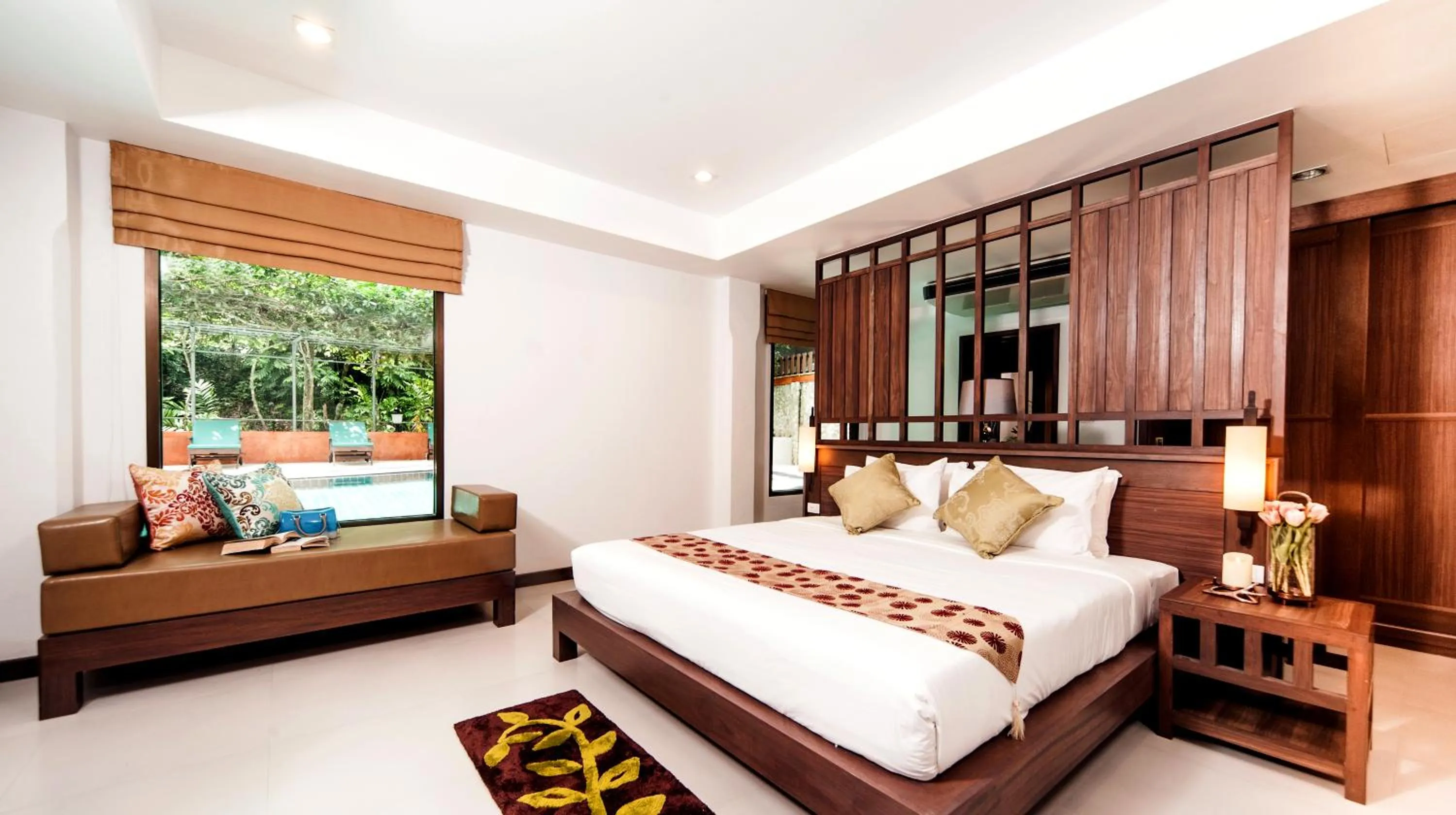 Bed in Ratana Hill Patong