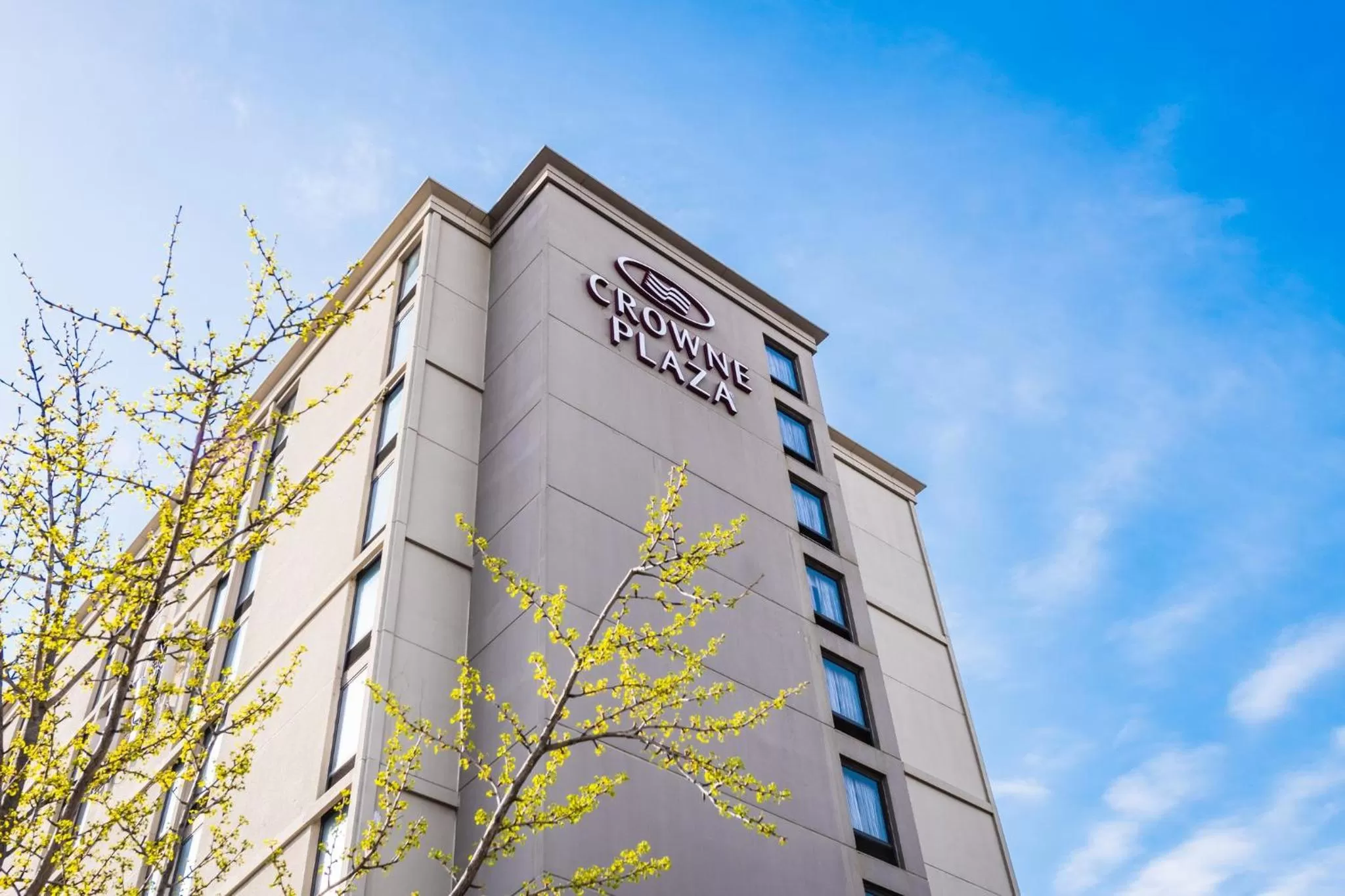 Property building in Crowne Plaza Newark Airport by IHG