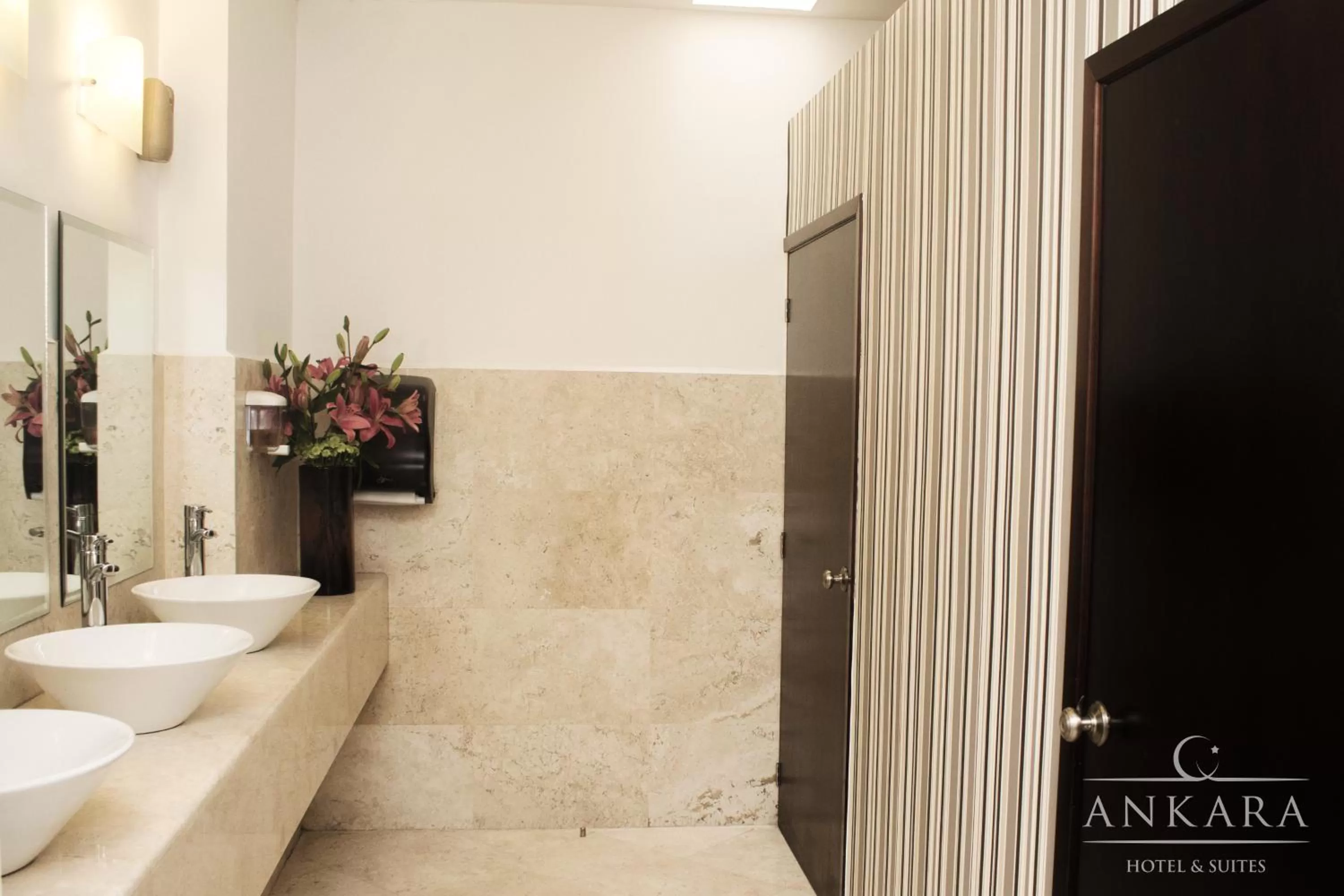 Bathroom in Hotel Ankara "Las Lomas"