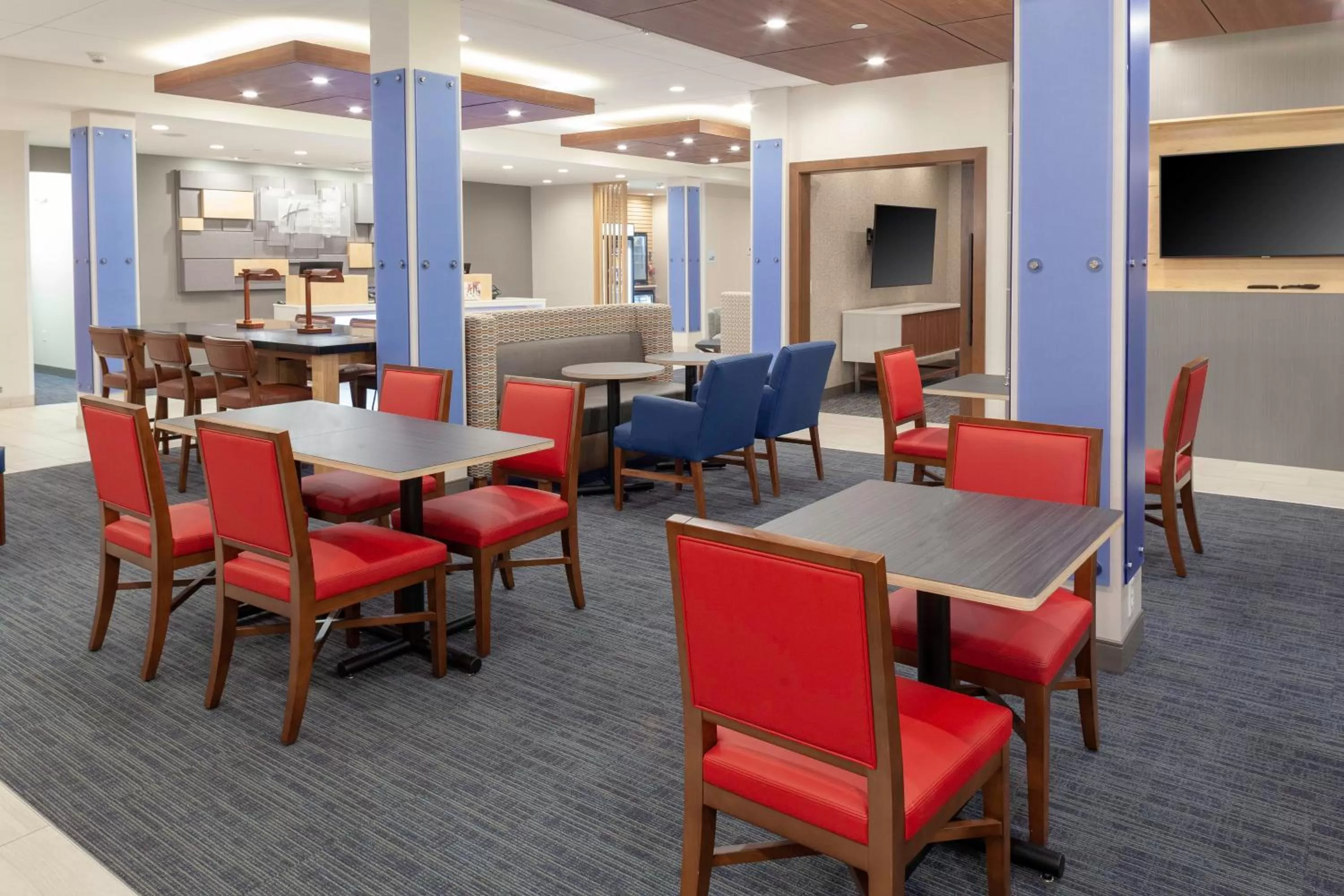 Breakfast in Holiday Inn Express & Suites - Gilbert - East Mesa by IHG