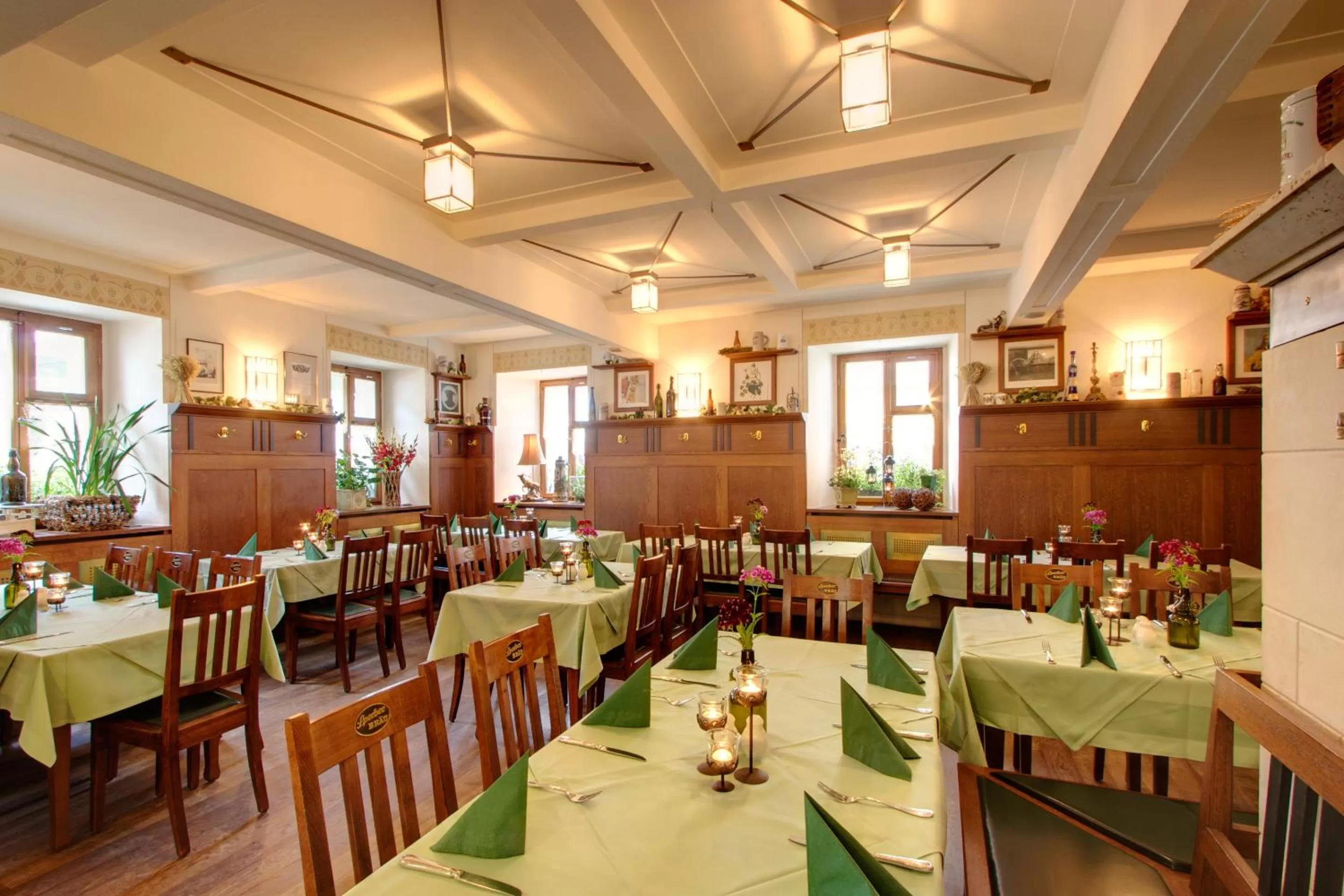 Restaurant/places to eat in Sperber Bräu - 3-Sterne-Superior Hotel mit Gasthof und eigener Brauerei - kein Ruhetag