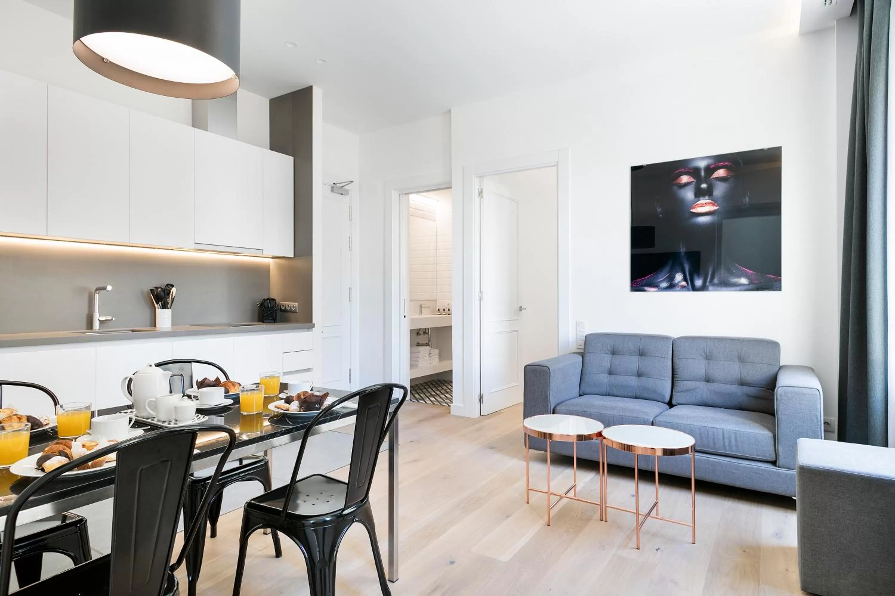 Photo of the whole room in Murmuri Residence Mercader