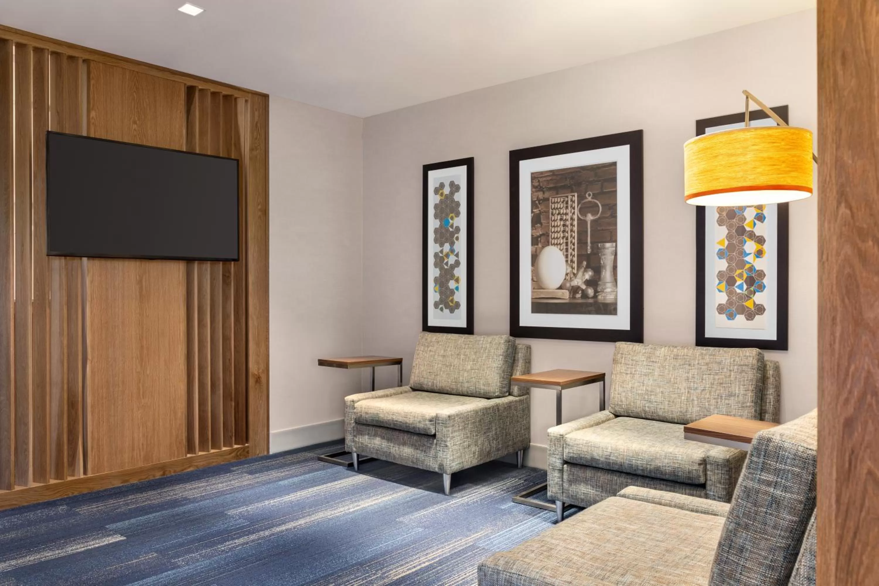 Lobby or reception in Holiday Inn Express & Suites Denver Airport by IHG