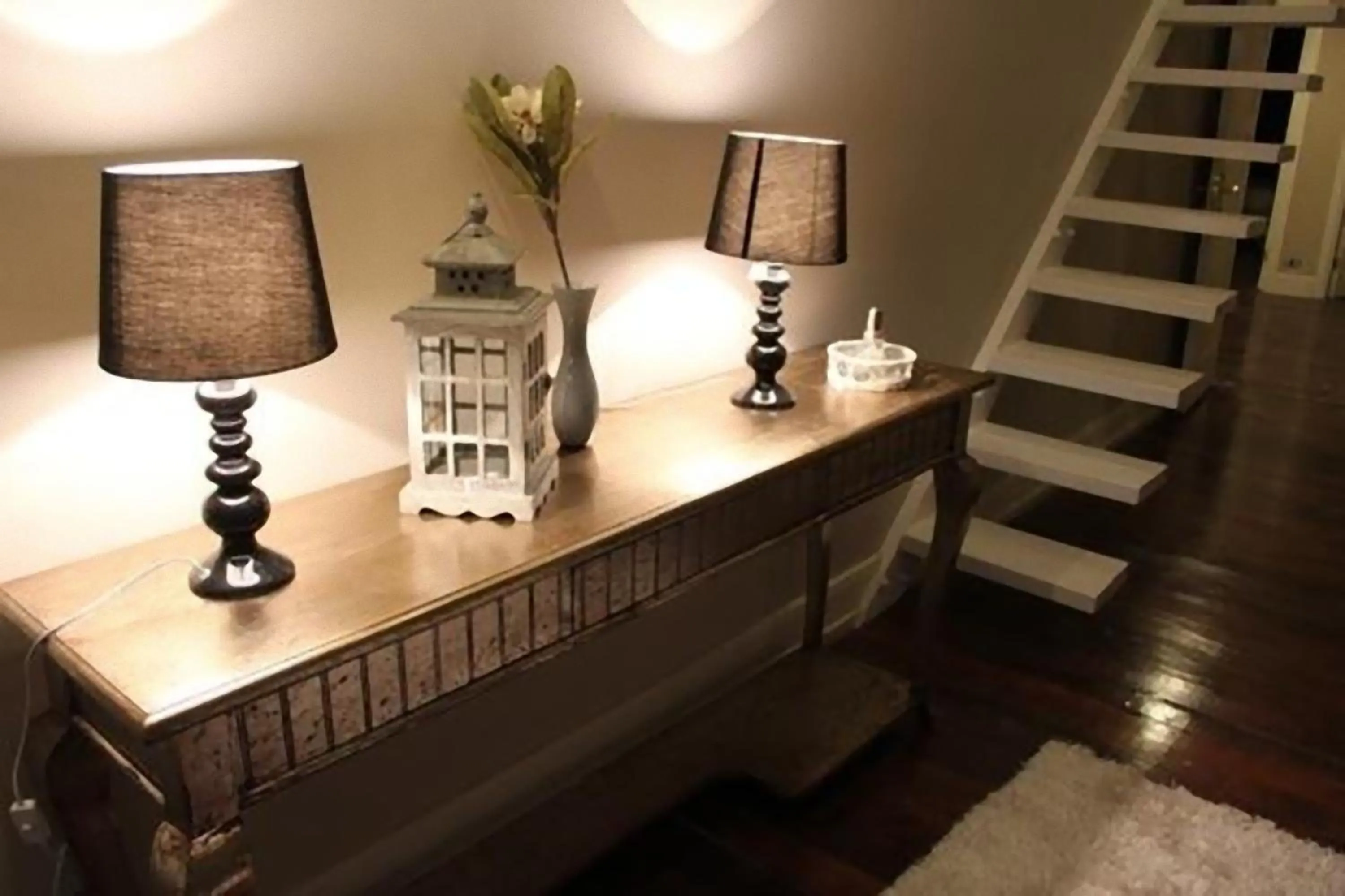 Decorative detail in Mito Casa Hotel