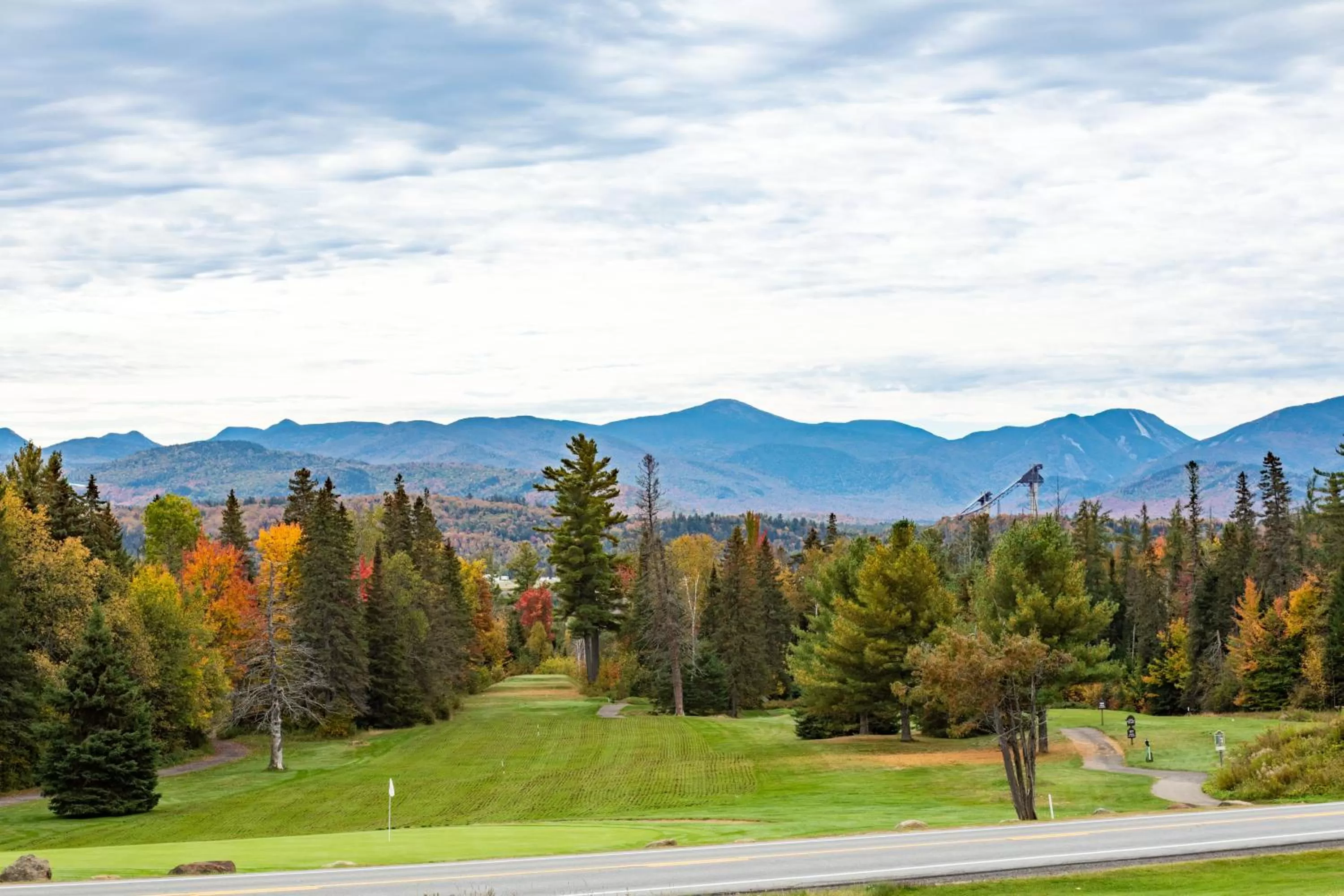 Golfcourse in Crowne Plaza Lake Placid by IHG