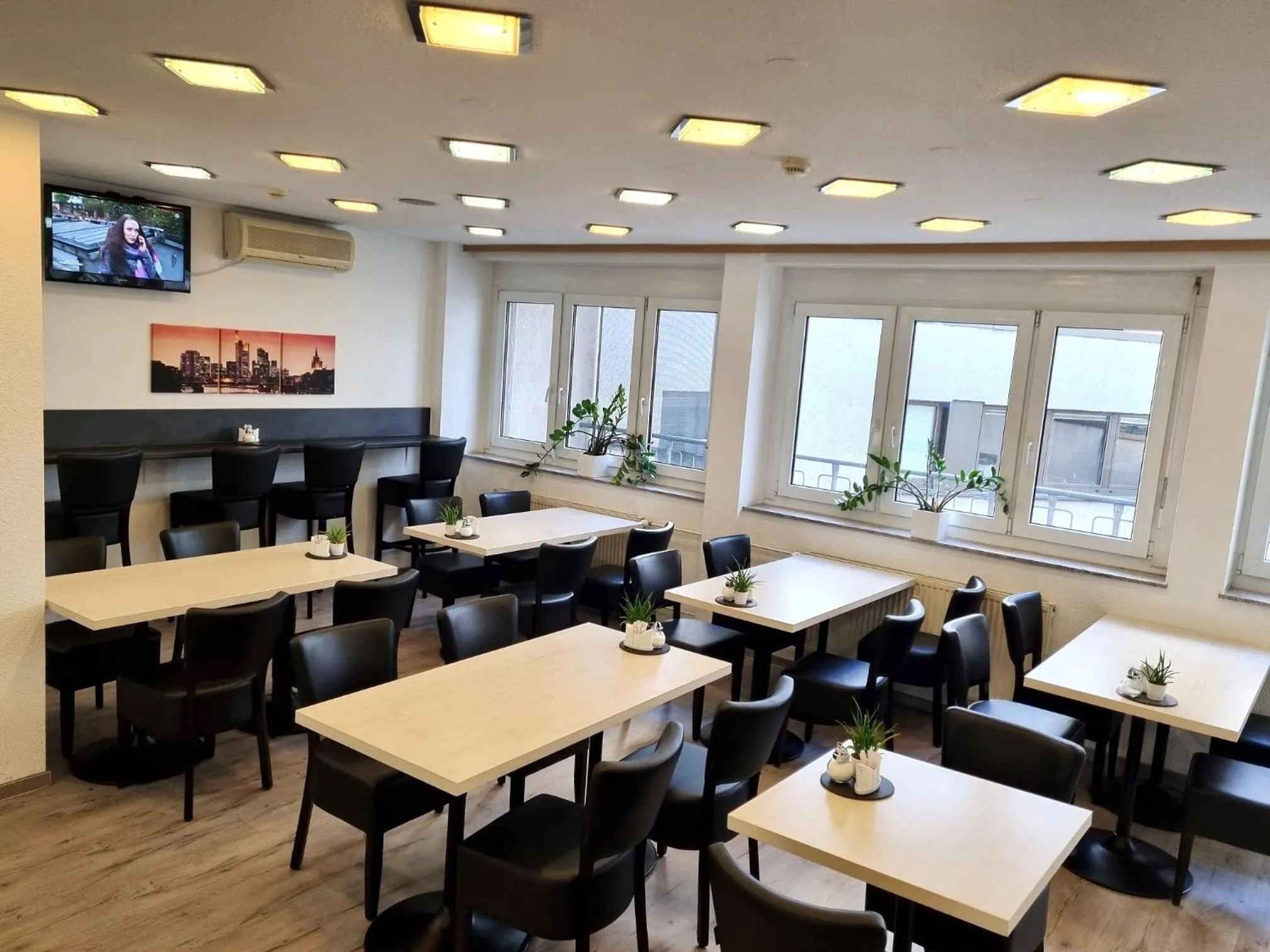 Breakfast in Adler Hotel Frankfurt