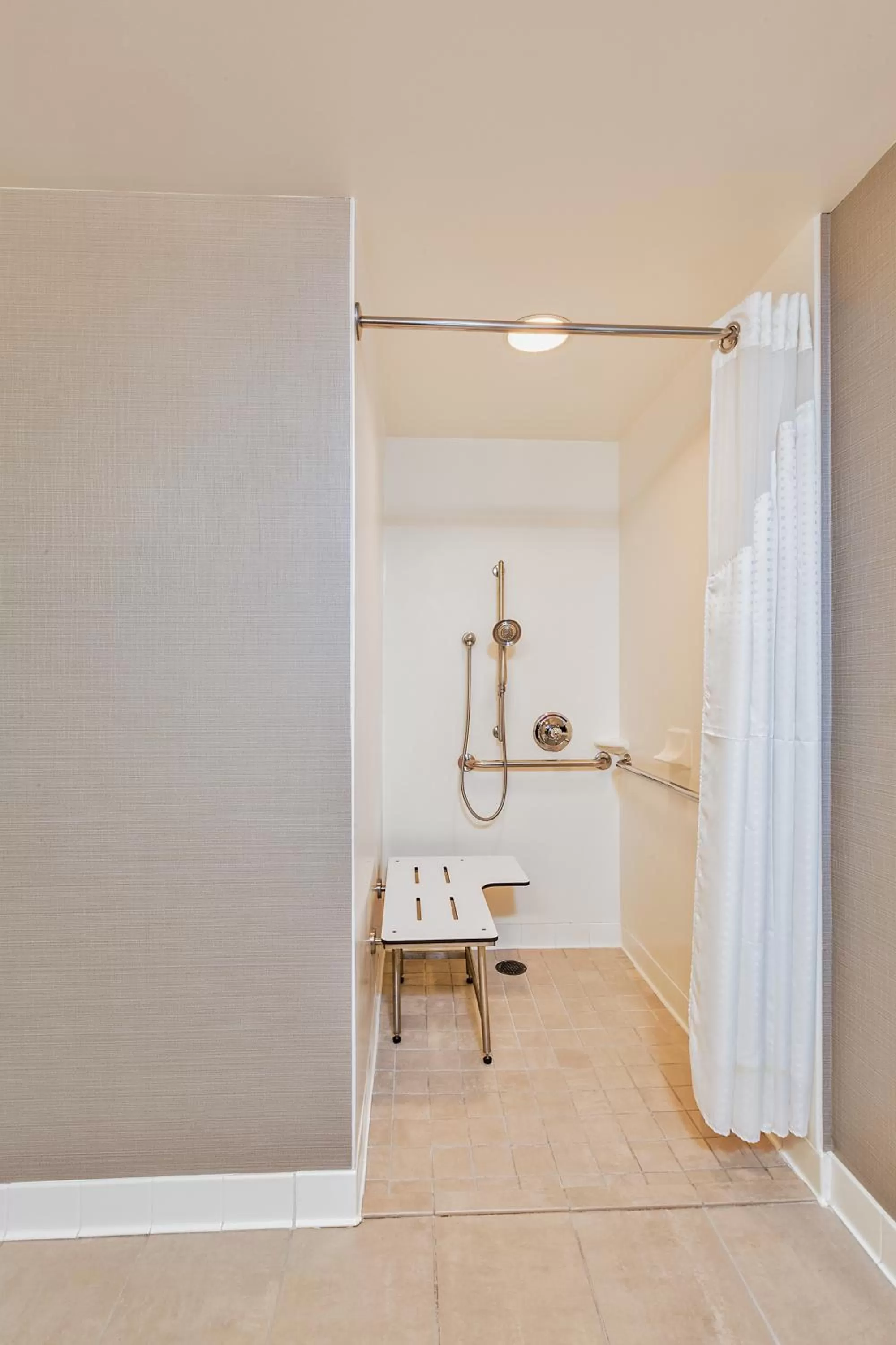 Bathroom in Holiday Inn Express Hotel & Suites Fisherman's Wharf by IHG