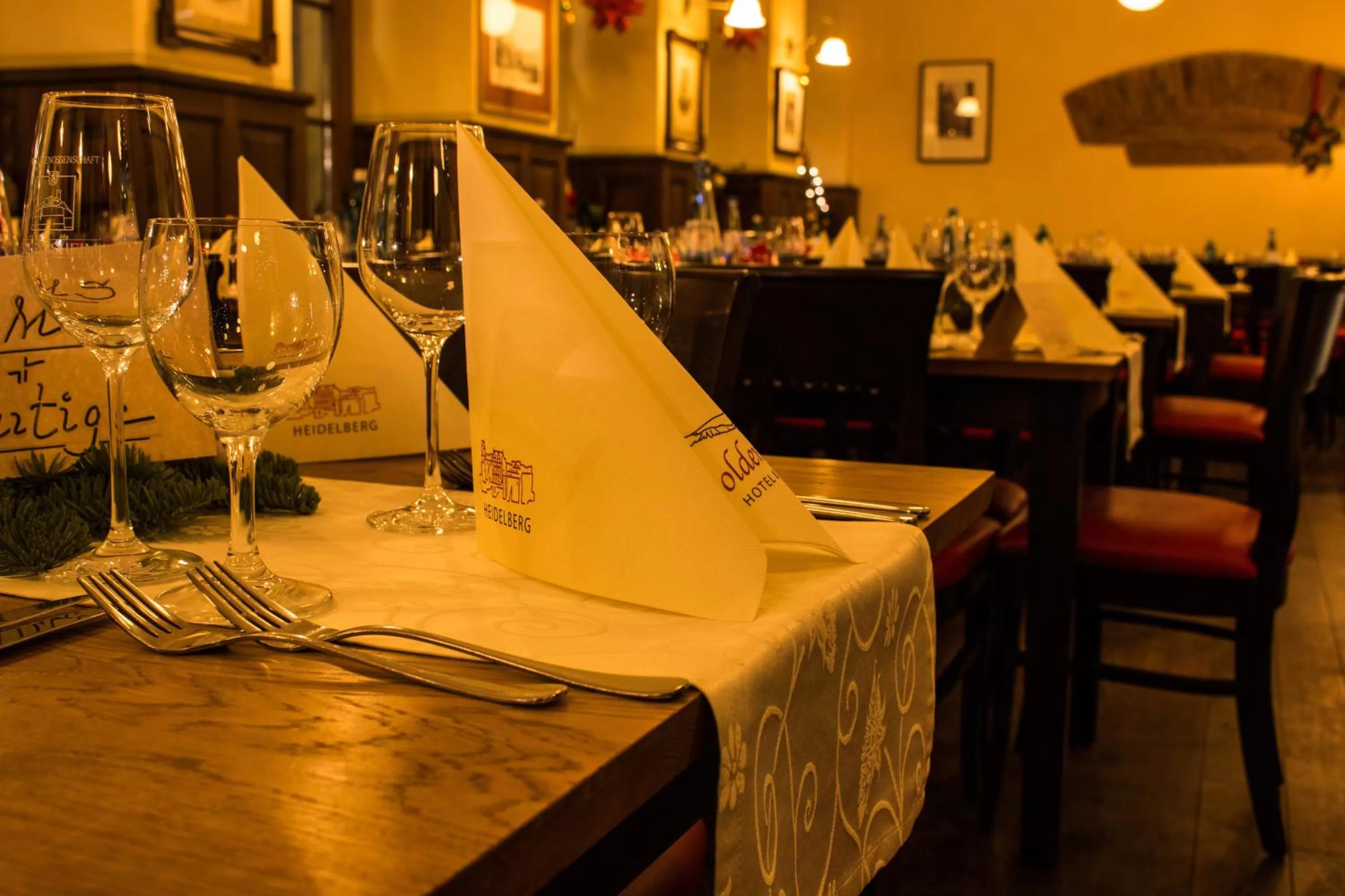 Restaurant/places to eat in Hotel Goldener Falke