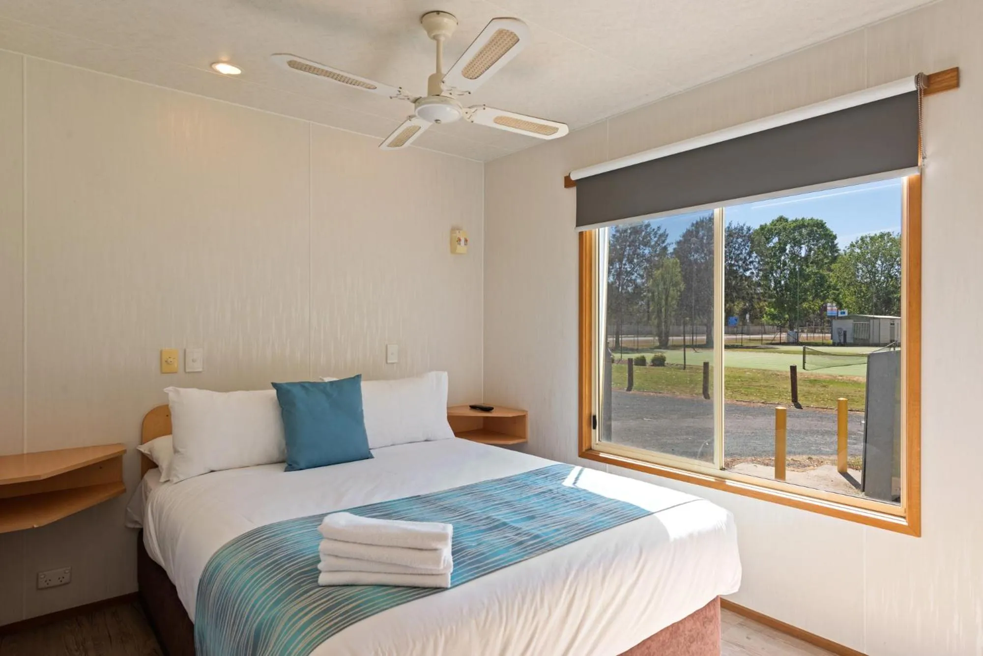 Bedroom, Bed in Discovery Parks - Maidens Inn Moama