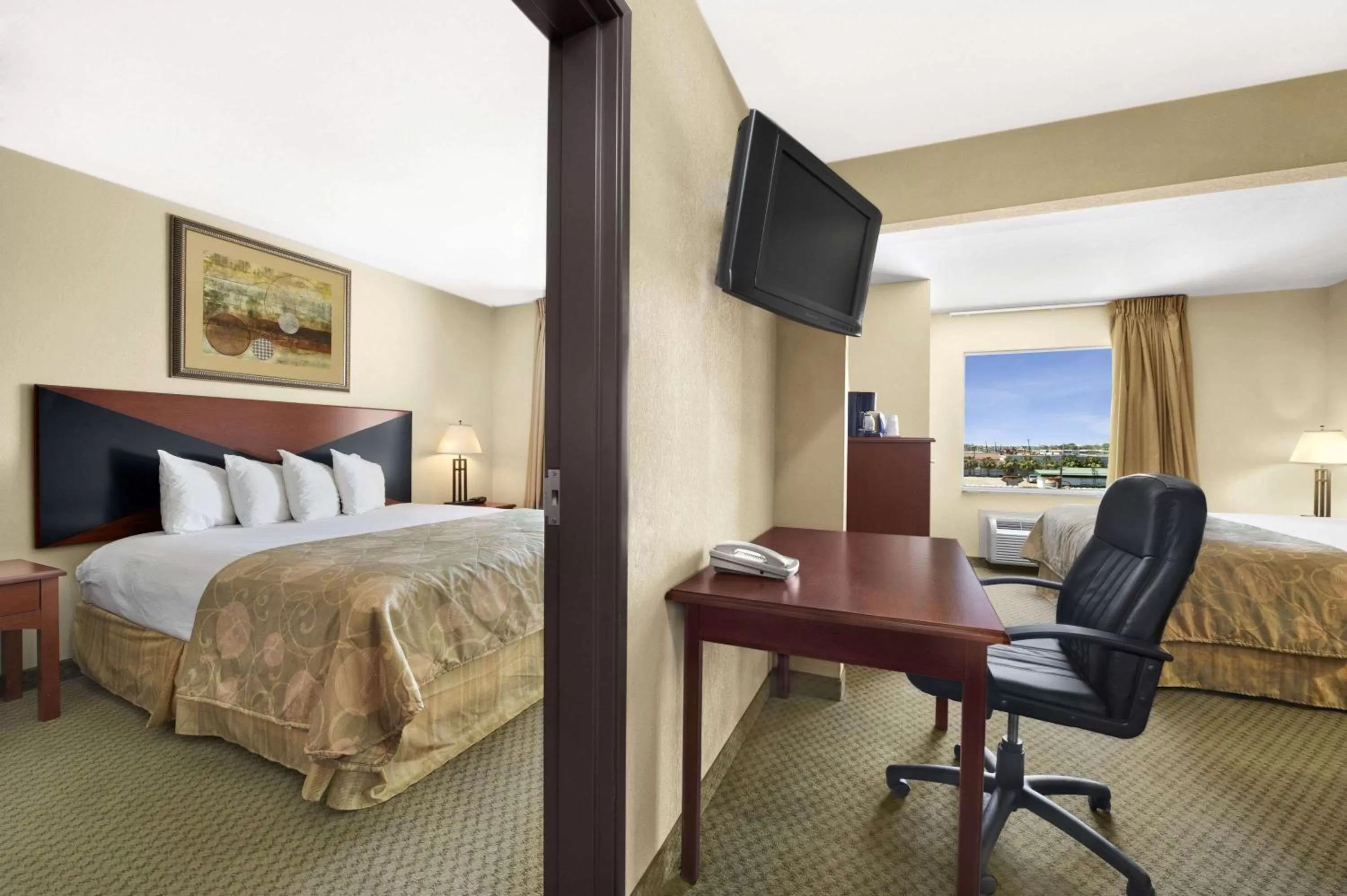 Photo of the whole room in Baymont by Wyndham Marrero