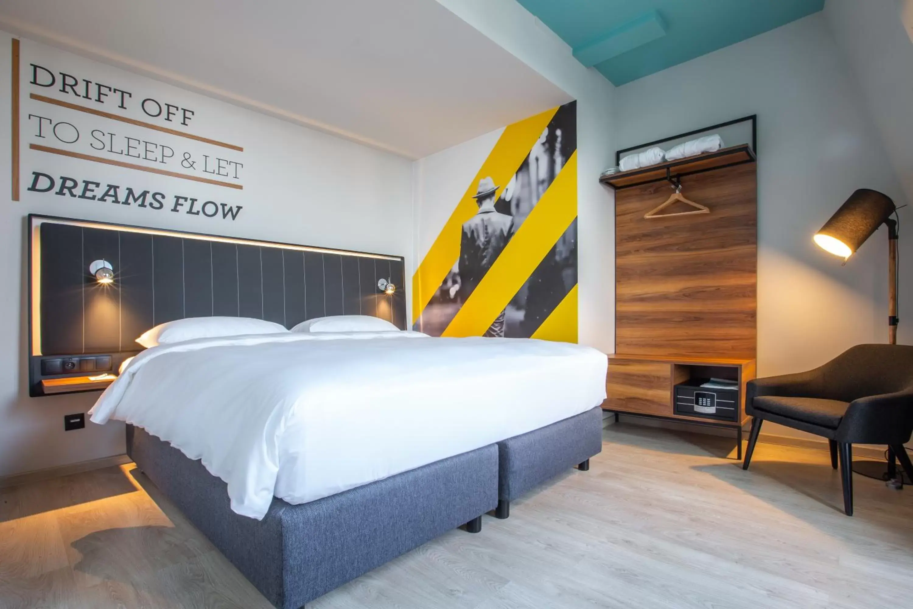 Superior Room with Balcony or Terrace in Park Inn by Radisson Poznan Superior Room with Balcony or Terrace in Park Inn by Radisson Poznan