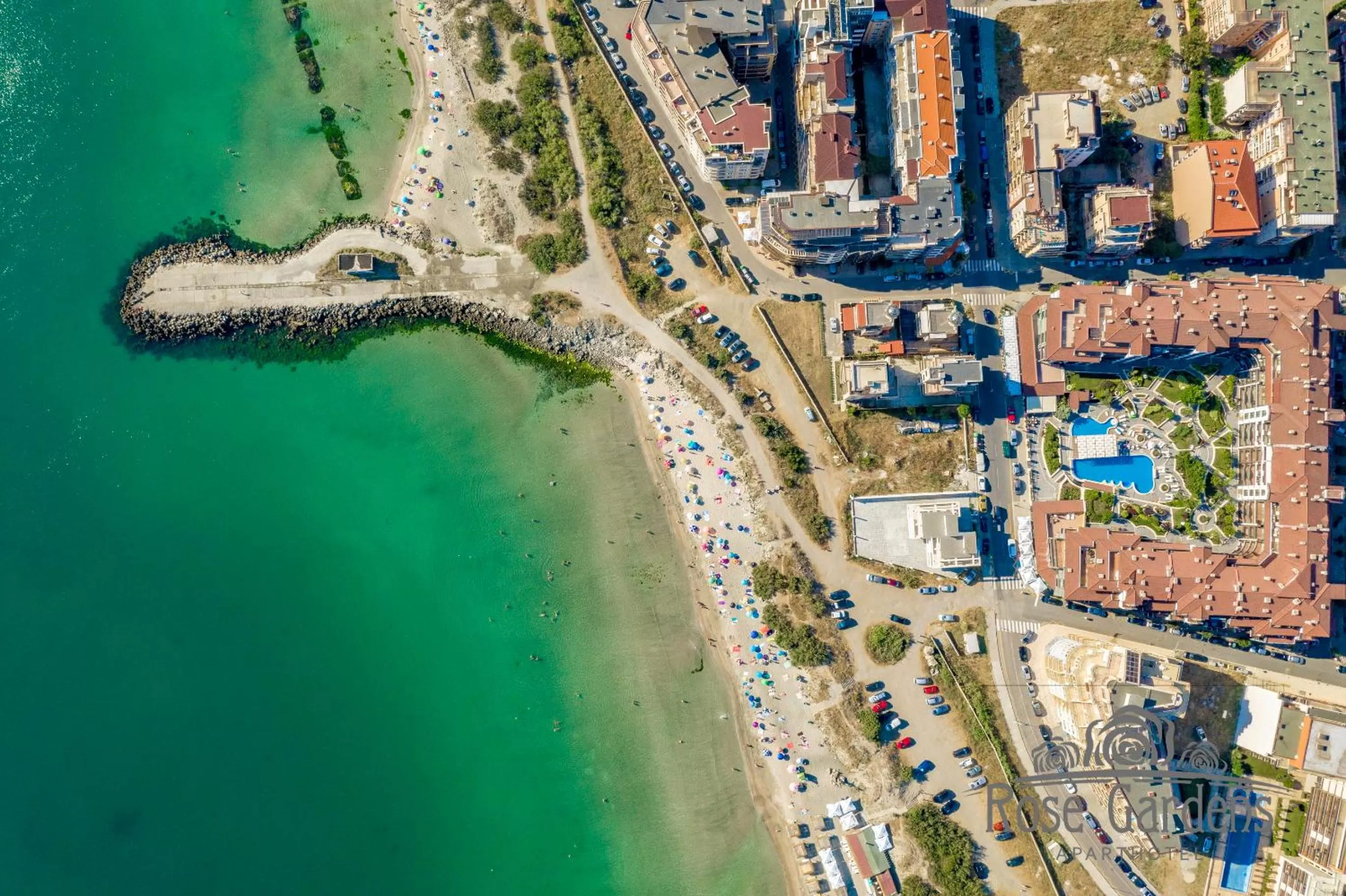 Garden in Rose Gardens Apart Hotel