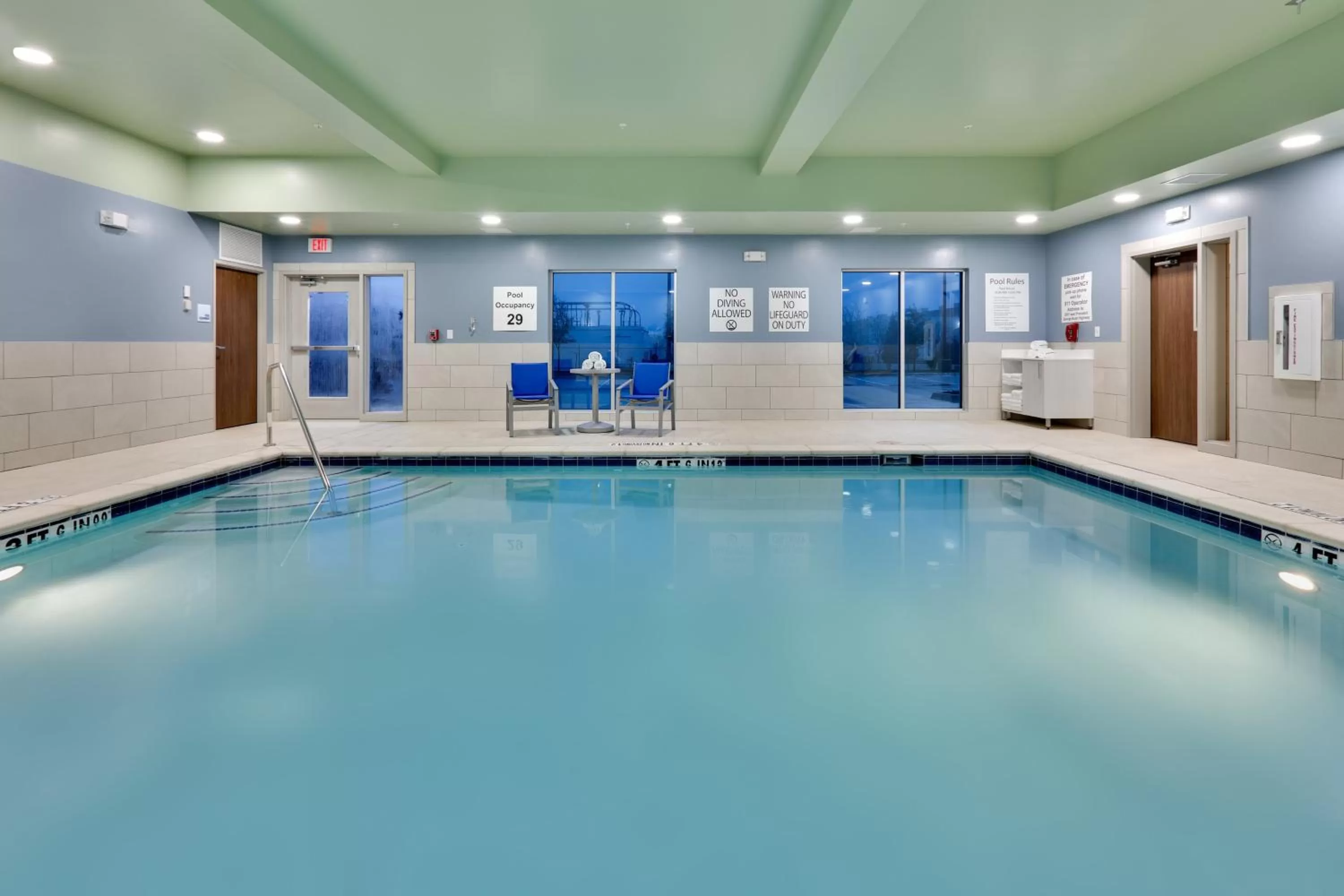 Swimming pool in Holiday Inn Express & Suites Plano East - Richardson by IHG
