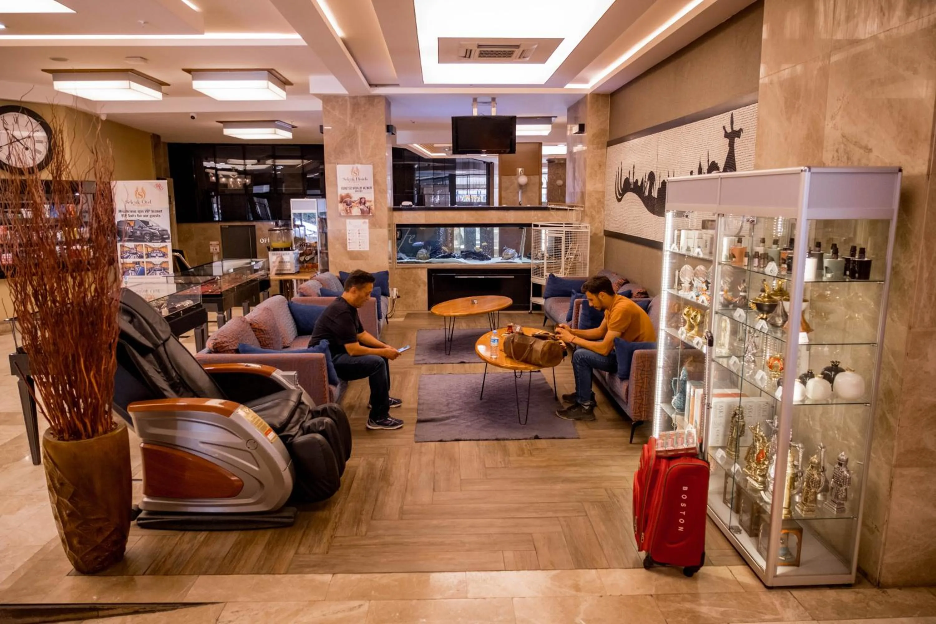 Seating area in Selçuk Hotel