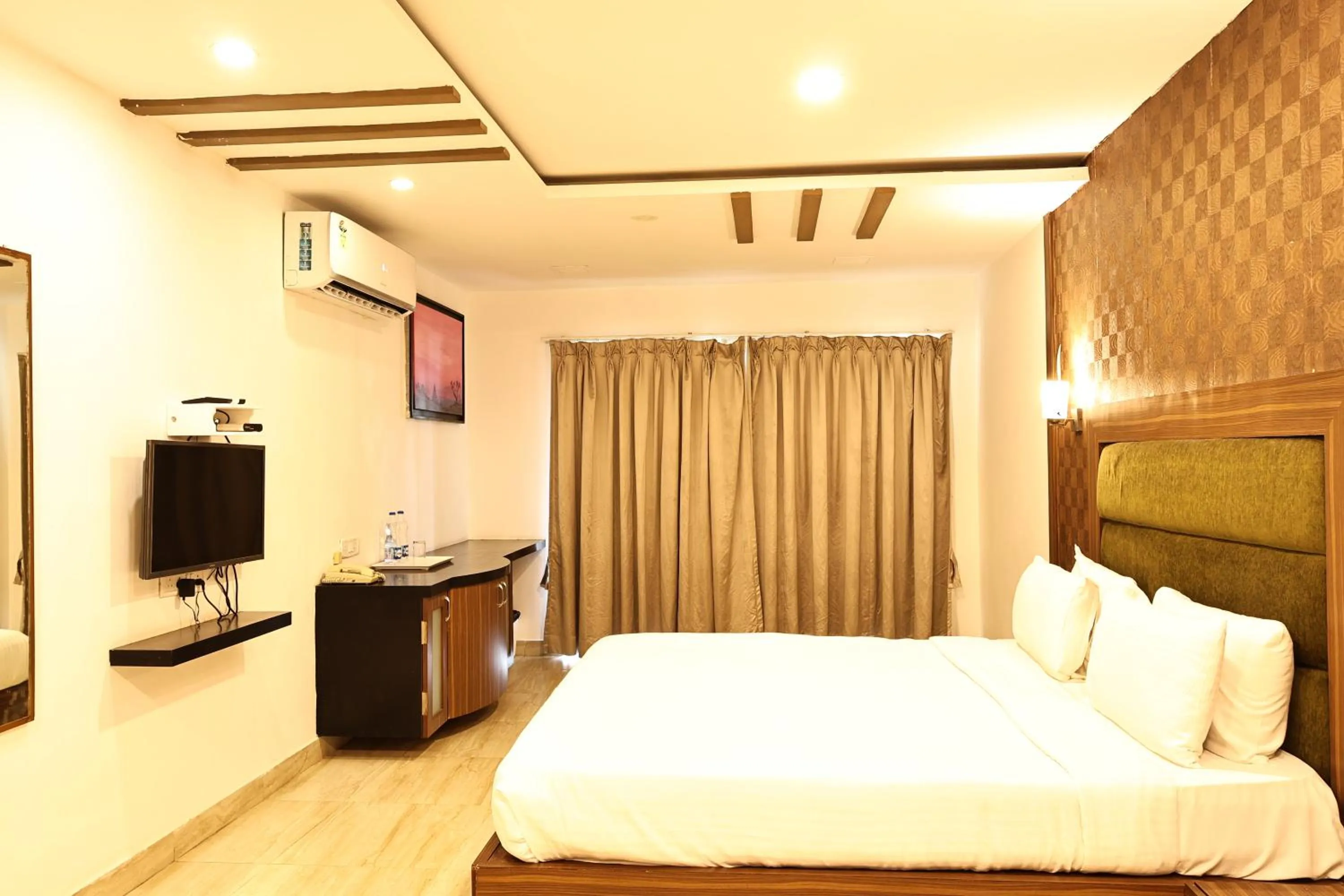 Bed in Vgp Golden Beach Resort