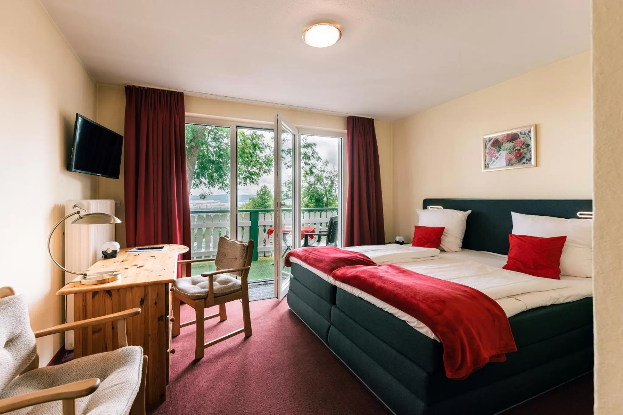 Photo of the whole room, Bed in Hotel Hasenjäger